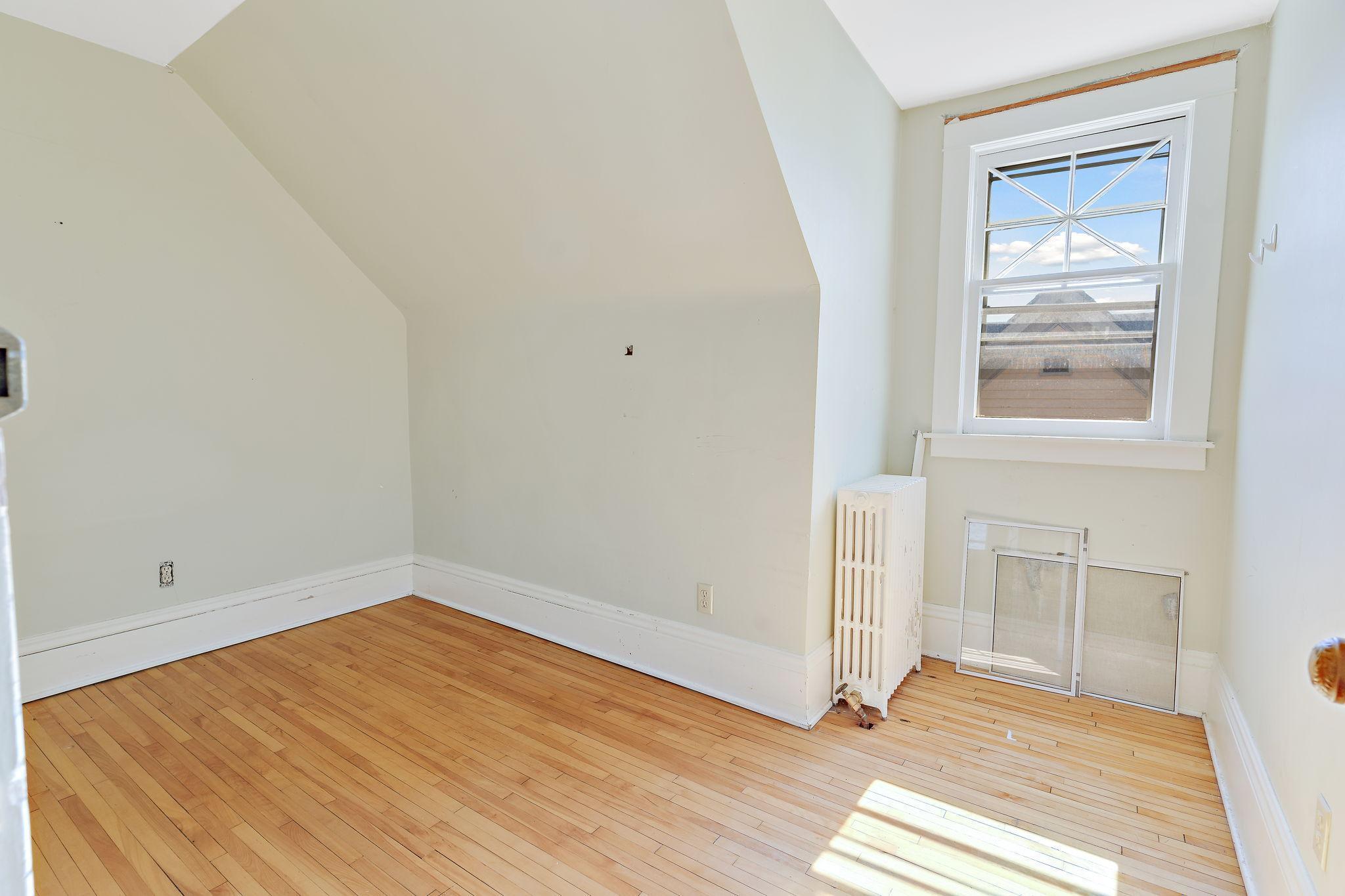 View of Residential Income at 3013 James Avenue, Minneapolis MN 55408, Minneapolis (26 of 33) - Mike Wilen | Minnesota Team Real Estate