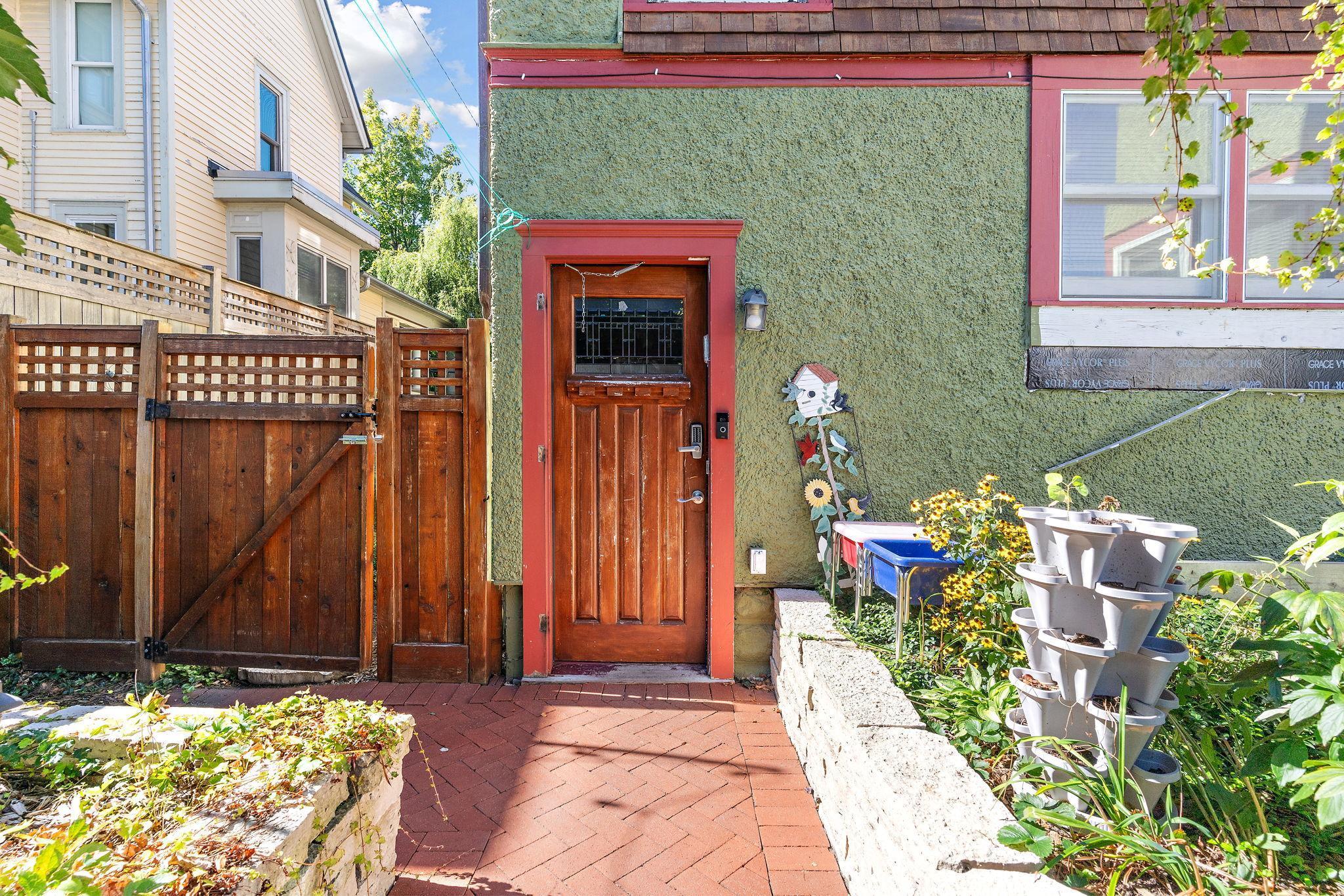 View of Residential Income at 3013 James Avenue, Minneapolis MN 55408, Minneapolis (30 of 33) - Mike Wilen | Minnesota Team Real Estate