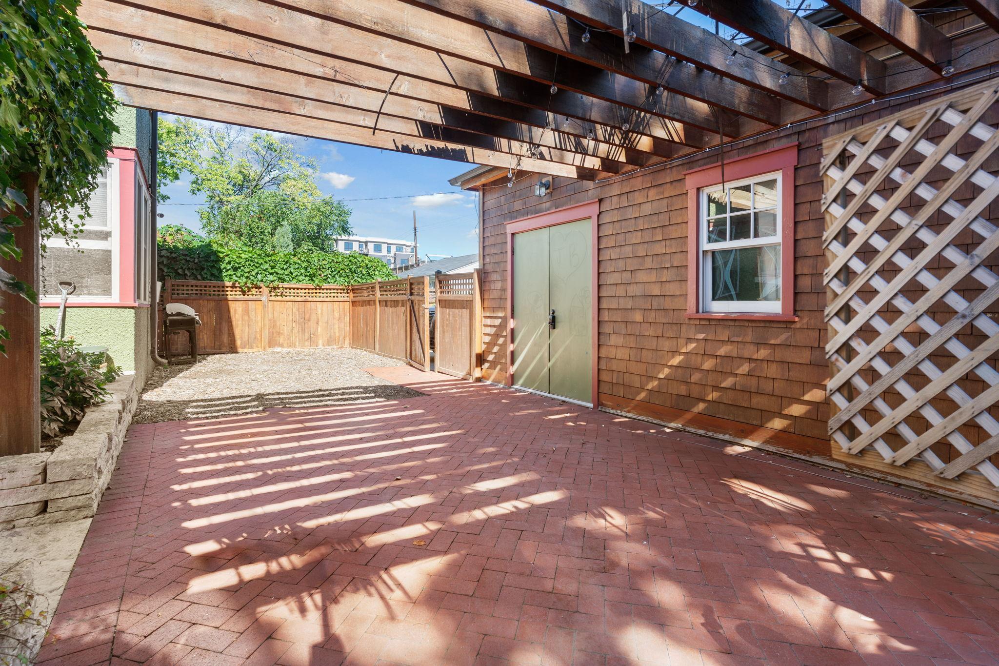 View of Residential Income at 3013 James Avenue, Minneapolis MN 55408, Minneapolis (32 of 33) - Mike Wilen | Minnesota Team Real Estate