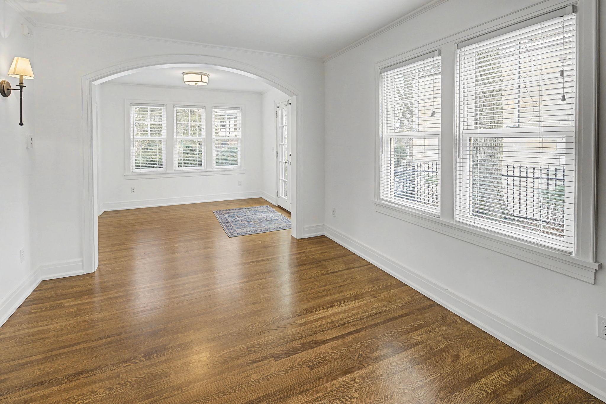 View of Residential at 2635 Newton Avenue, Minneapolis MN 55405, Minneapolis (8 of 51) - Mike Wilen | Minnesota Team Real Estate