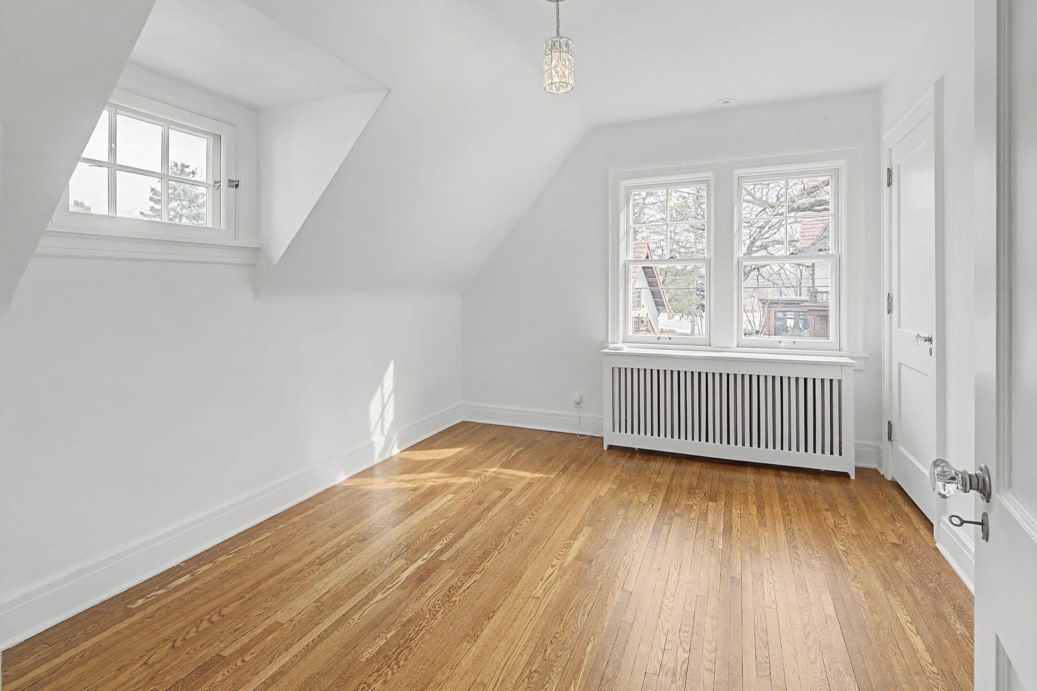 View of Residential at 2635 Newton Avenue, Minneapolis MN 55405, Minneapolis (30 of 51) - Mike Wilen | Minnesota Team Real Estate