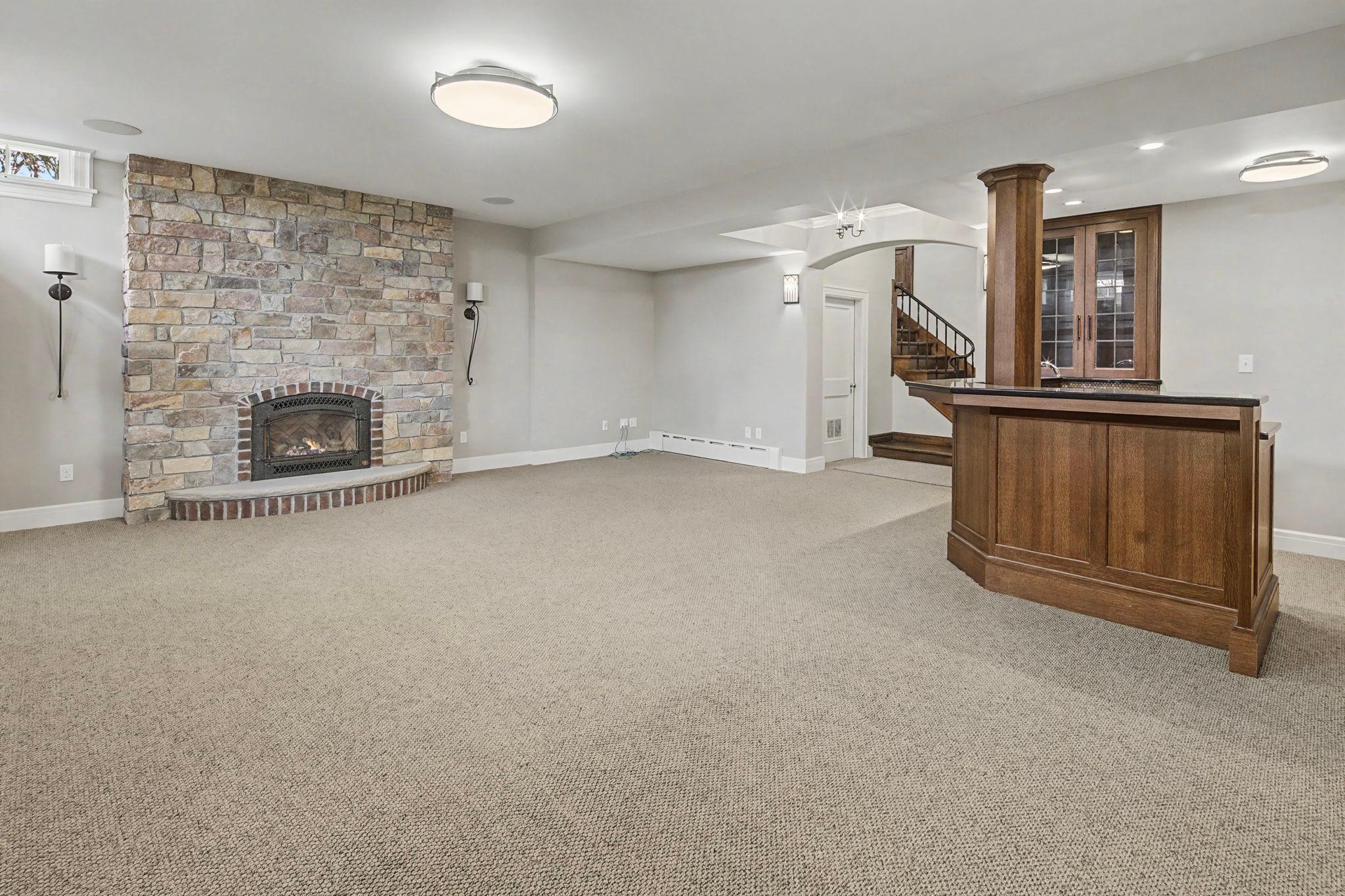 View of Residential at 2635 Newton Avenue, Minneapolis MN 55405, Minneapolis (34 of 51) - Mike Wilen | Minnesota Team Real Estate
