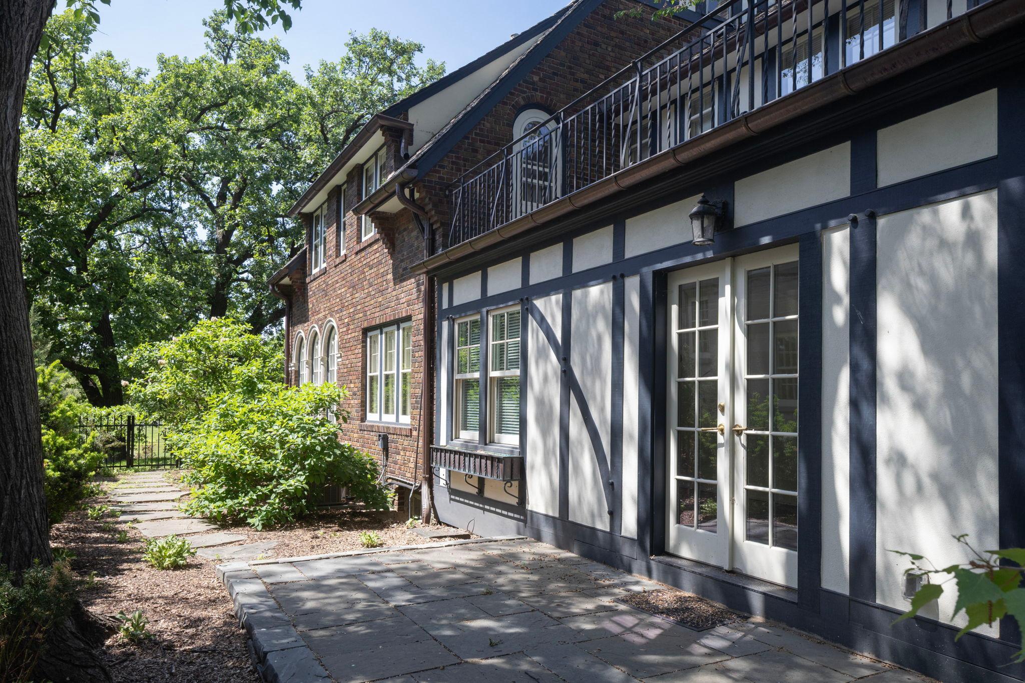 View of Residential at 2635 Newton Avenue, Minneapolis MN 55405, Minneapolis (45 of 51) - Mike Wilen | Minnesota Team Real Estate