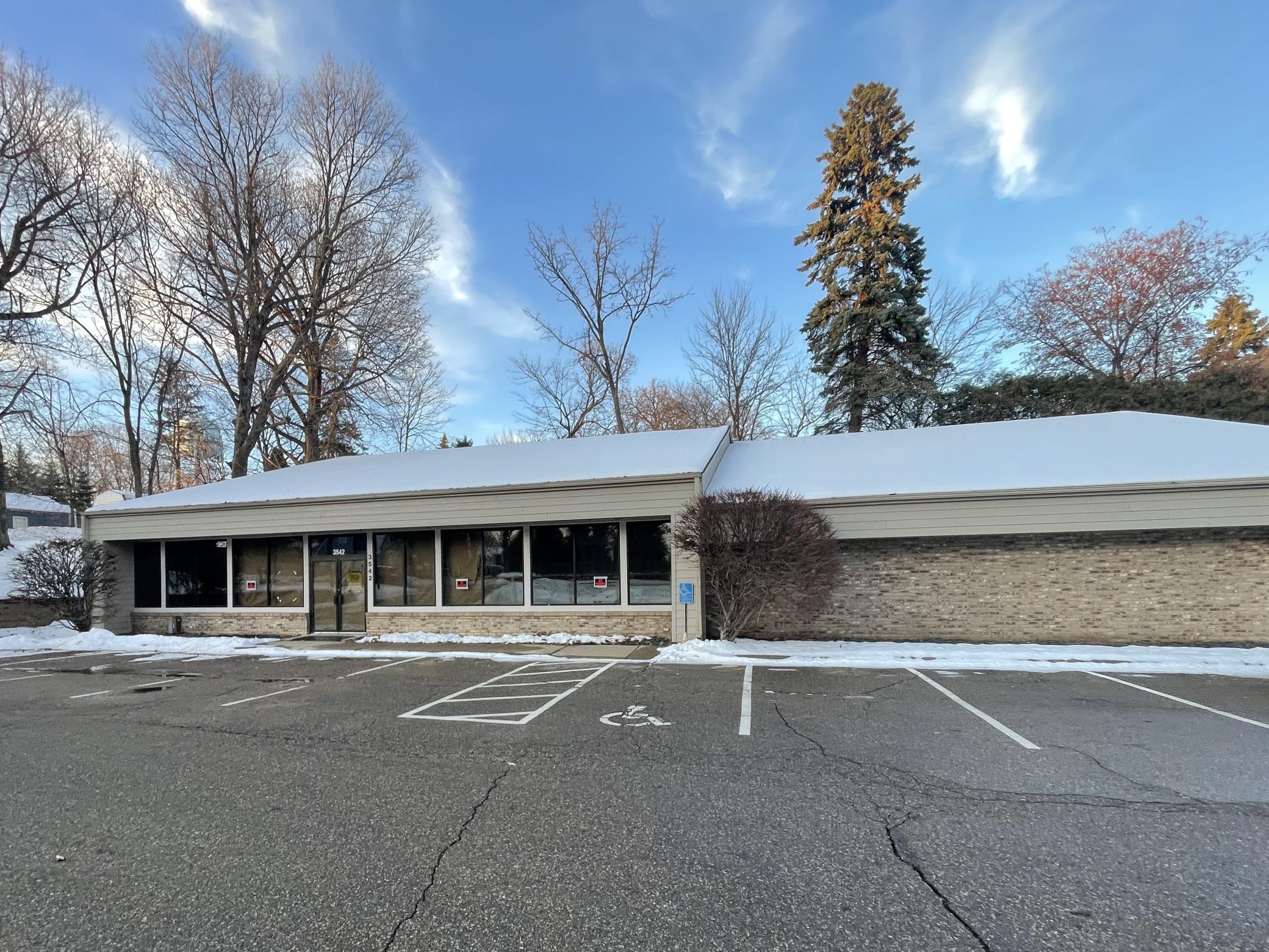 View of Commercial Sale at 3542 Shoreline Drive, Wayzata MN 55391, Wayzata - Mike Wilen | Minnesota Team Real Estate
