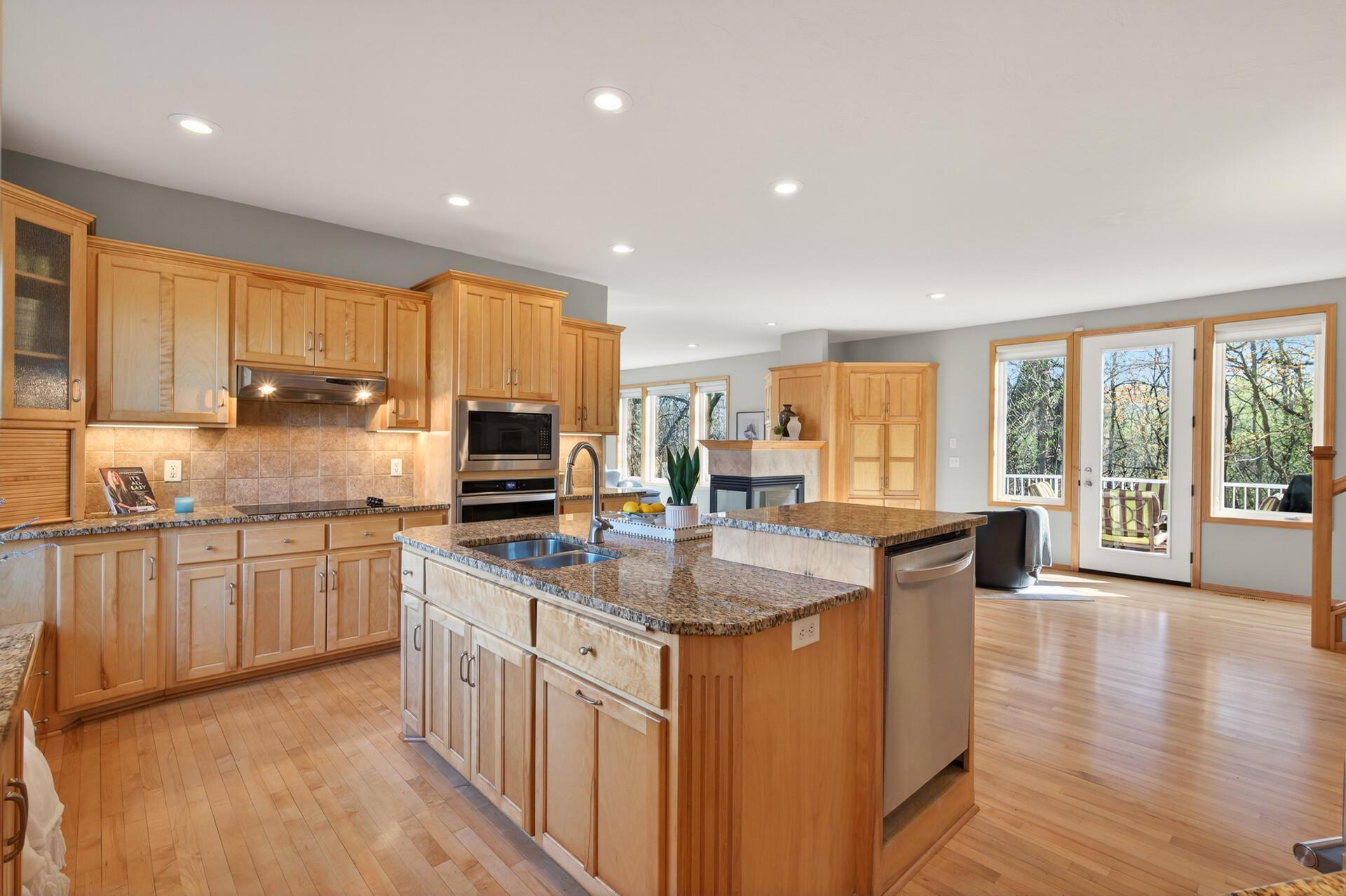 View of Residential at 14831 Lac Lavon Drive, Burnsville MN 55306, Burnsville (17 of 67) - Mike Wilen | Minnesota Team Real Estate