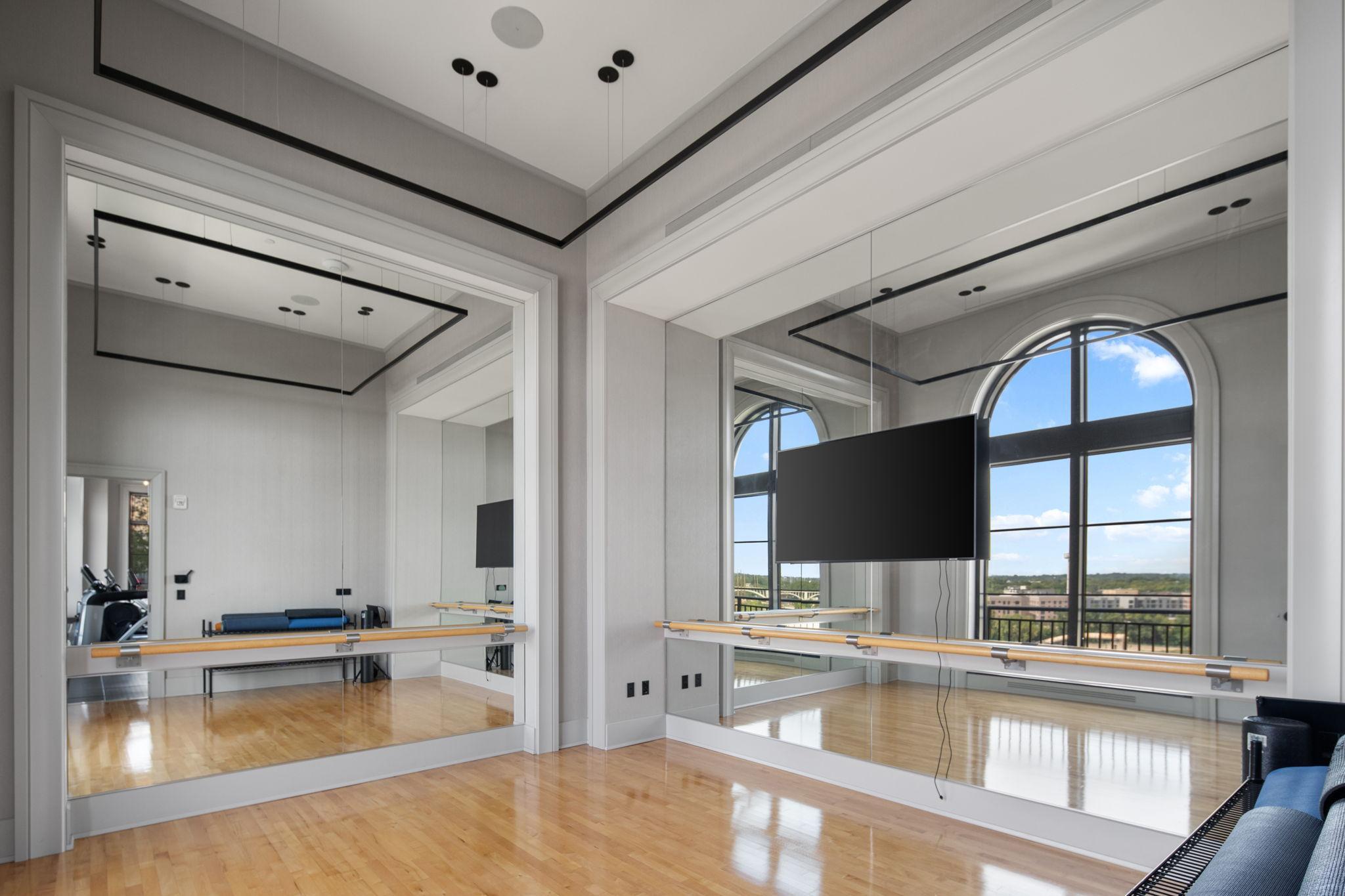 View of Residential at 1111 River Parkway #25A, Minneapolis MN 55415, Minneapolis (133 of 135) - Mike Wilen | Minnesota Team Real Estate