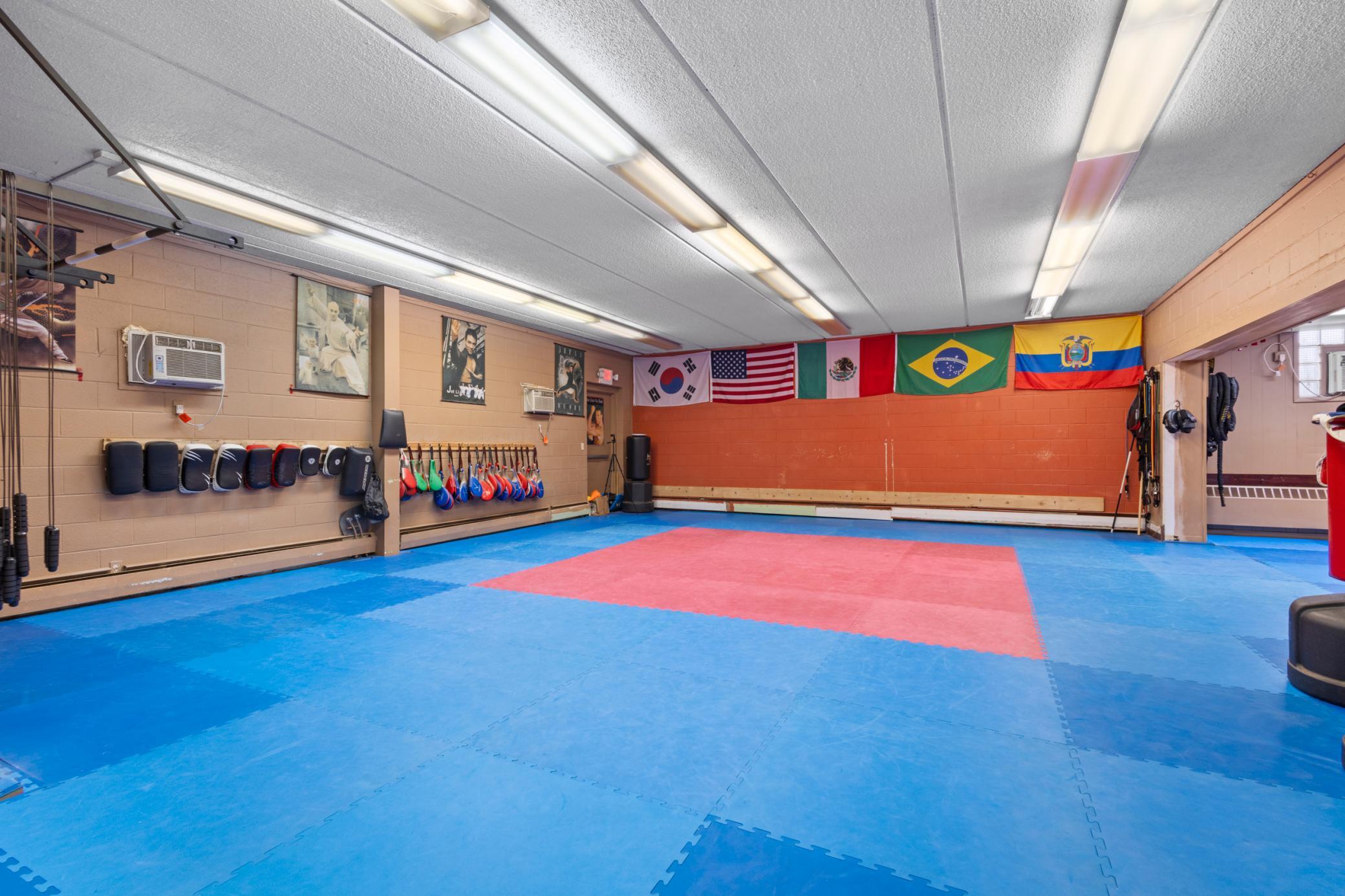 View of Commercial Sale at 2942 Oakland Avenue, Minneapolis MN 55407, Minneapolis (6 of 16) - Mike Wilen | Minnesota Team Real Estate