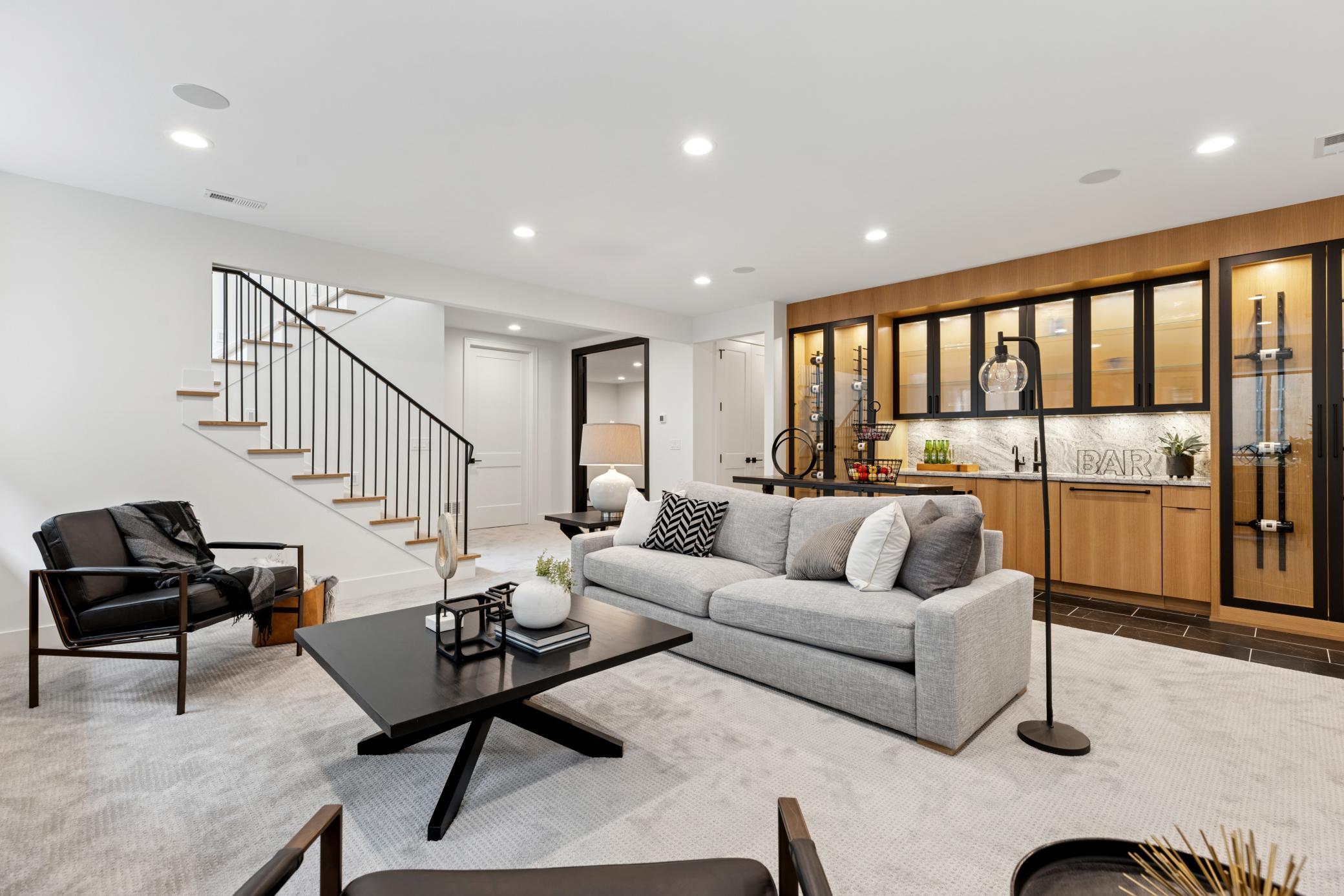 View of Residential at 1967 Sheridan Avenue, Minneapolis MN 55405, Minneapolis (34 of 39) - Mike Wilen | Minnesota Team Real Estate