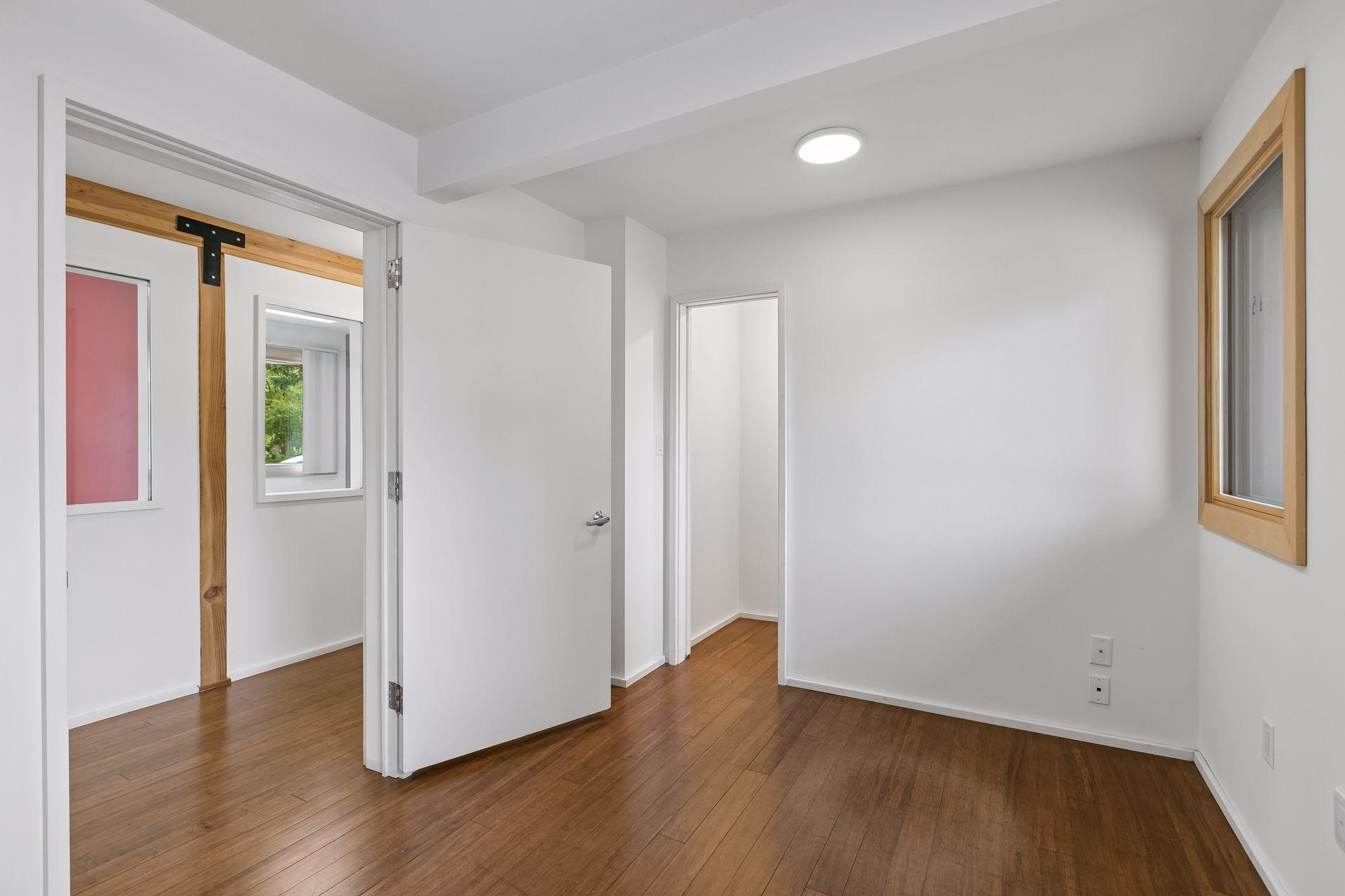 View of Commercial Sale at 901 23rd Avenue, Minneapolis MN 55418, Minneapolis (42 of 51) - Mike Wilen | Minnesota Team Real Estate