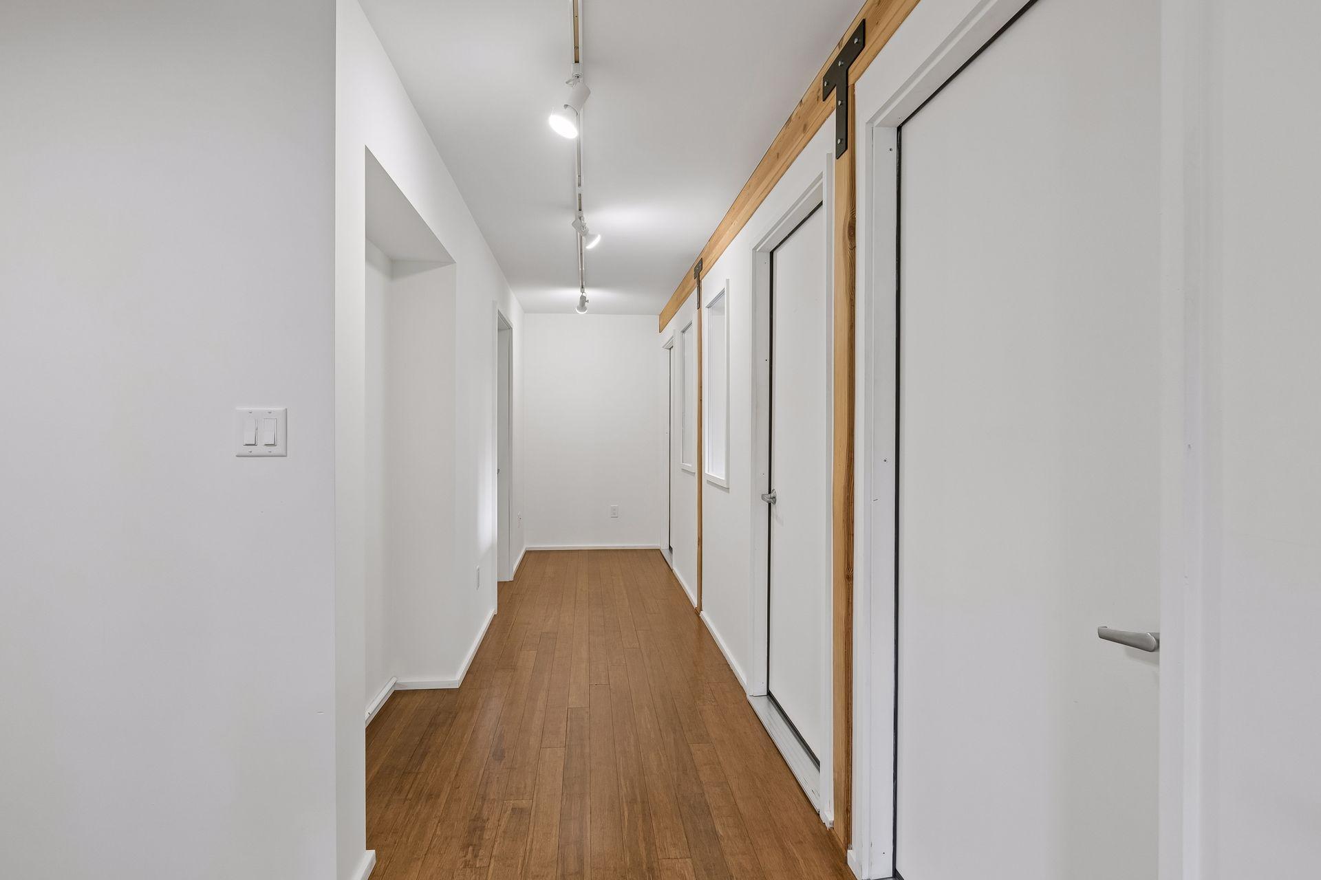 View of Commercial Sale at 901 23rd Avenue, Minneapolis MN 55418, Minneapolis (33 of 51) - Mike Wilen | Minnesota Team Real Estate