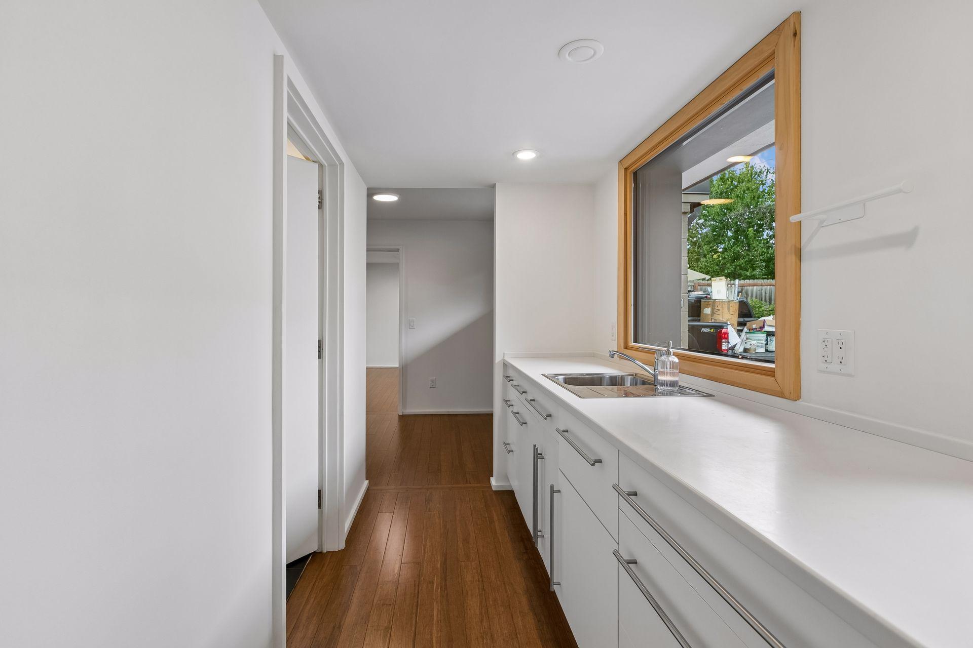 View of Commercial Sale at 901 23rd Avenue, Minneapolis MN 55418, Minneapolis (28 of 51) - Mike Wilen | Minnesota Team Real Estate