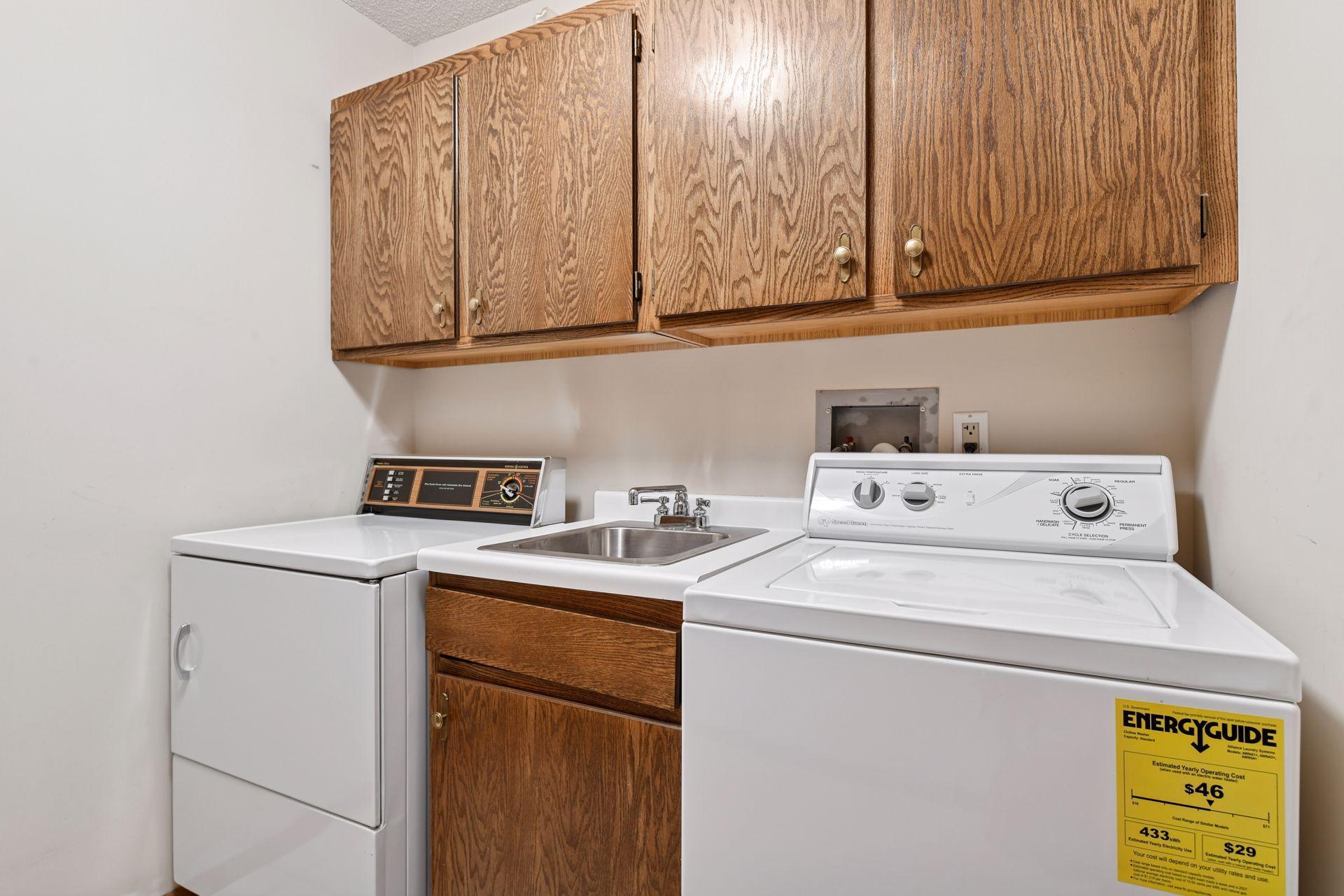 View of Residential at 1235 Yale Place #908, Minneapolis MN 55403, Minneapolis (17 of 71) - Mike Wilen | Minnesota Team Real Estate