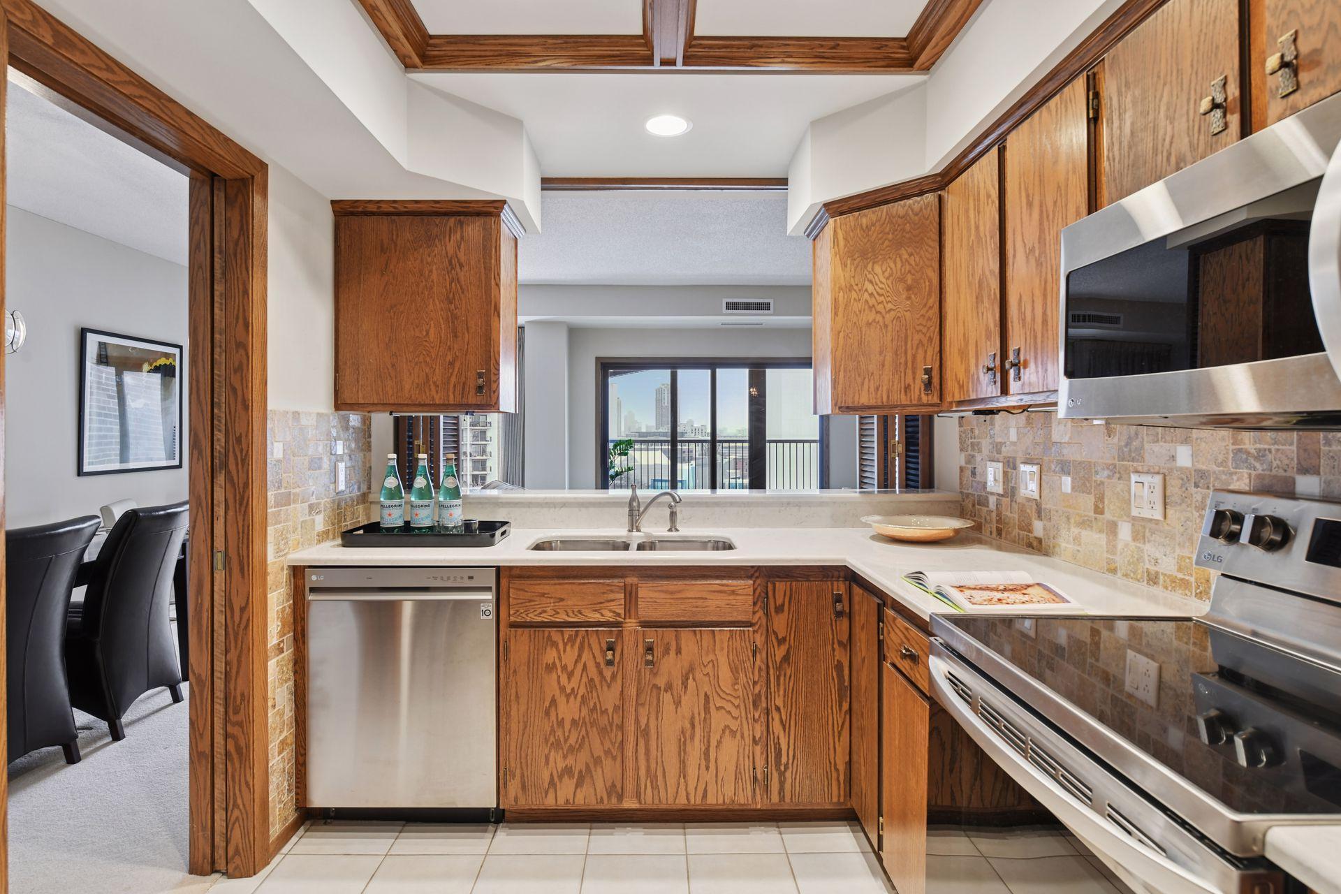 View of Residential at 1235 Yale Place #908, Minneapolis MN 55403, Minneapolis (15 of 71) - Mike Wilen | Minnesota Team Real Estate