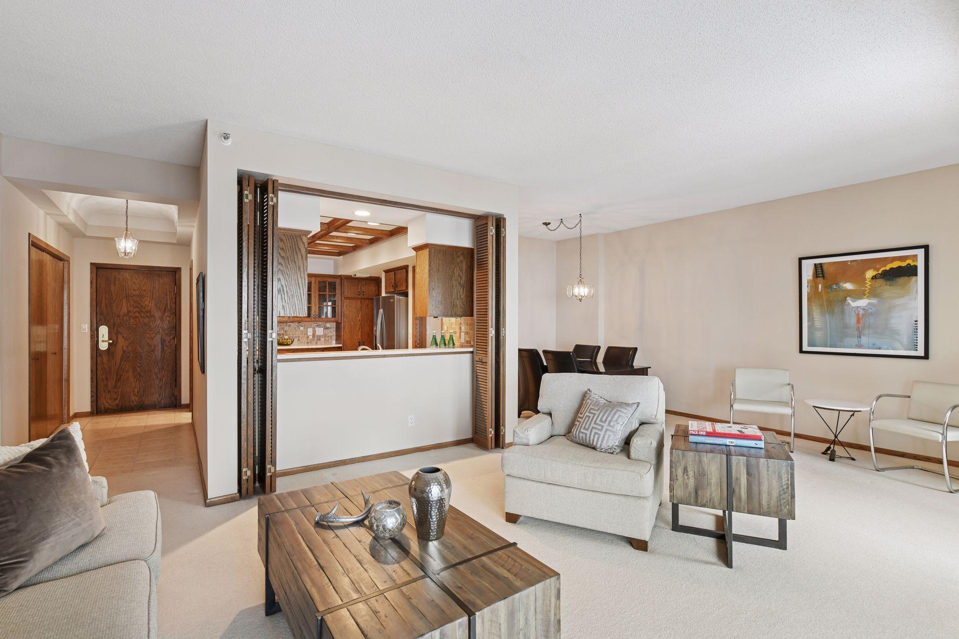 View of Residential at 1235 Yale Place #908, Minneapolis MN 55403, Minneapolis (10 of 71) - Mike Wilen | Minnesota Team Real Estate