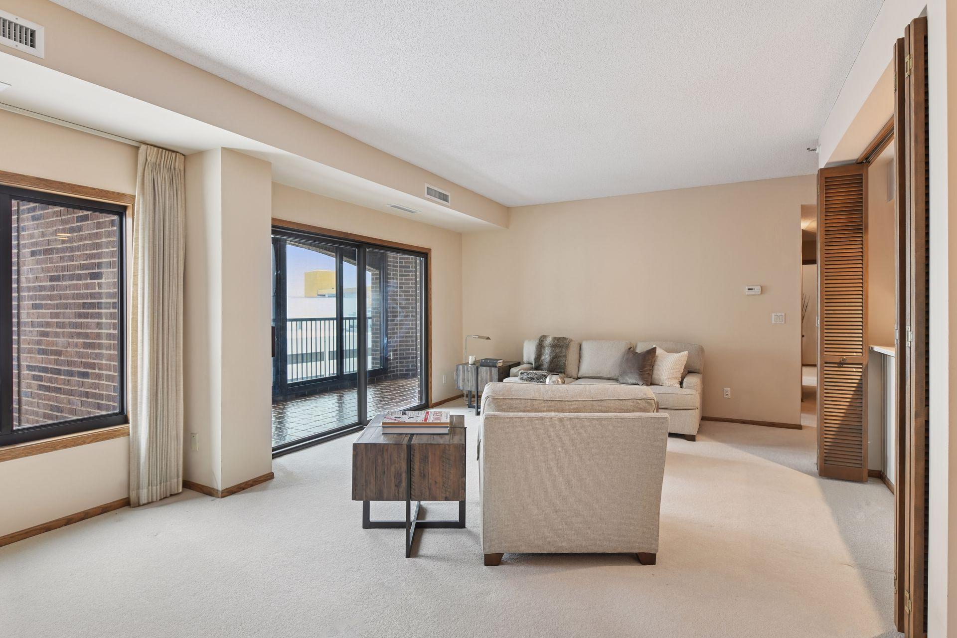 View of Residential at 1235 Yale Place #908, Minneapolis MN 55403, Minneapolis (4 of 71) - Mike Wilen | Minnesota Team Real Estate