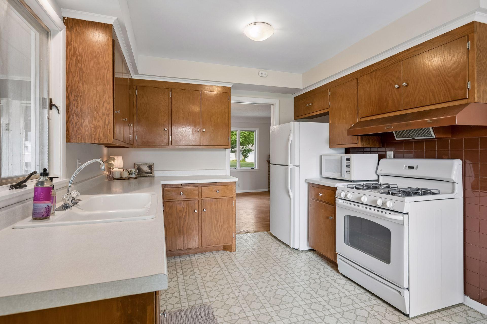 View of Residential at 10013 Fremont Avenue, Minneapolis MN 55431, Minneapolis (10 of 40) - Mike Wilen | Minnesota Team Real Estate