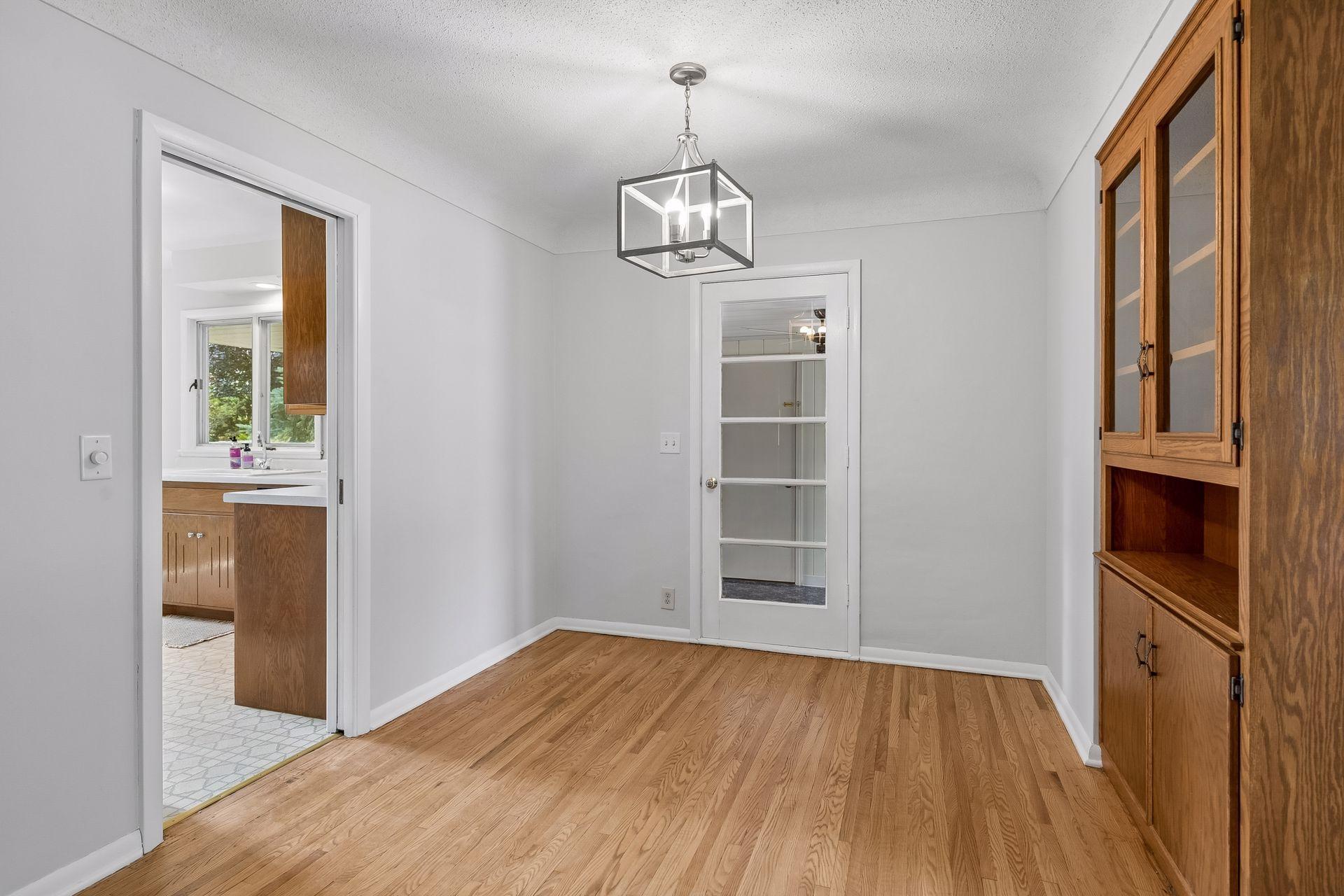 View of Residential at 10013 Fremont Avenue, Minneapolis MN 55431, Minneapolis (14 of 40) - Mike Wilen | Minnesota Team Real Estate