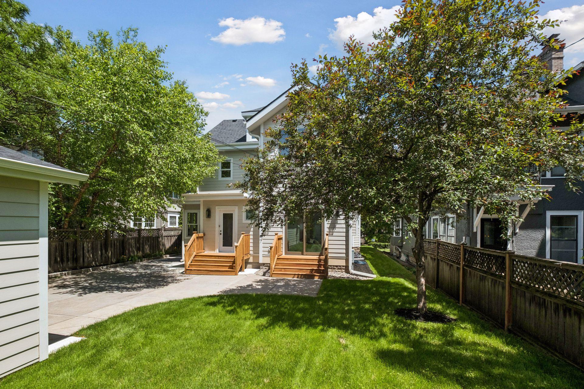 View of Residential at 1816 Humboldt Avenue, Minneapolis MN 55403, Minneapolis (3 of 8) - Mike Wilen | Minnesota Team Real Estate
