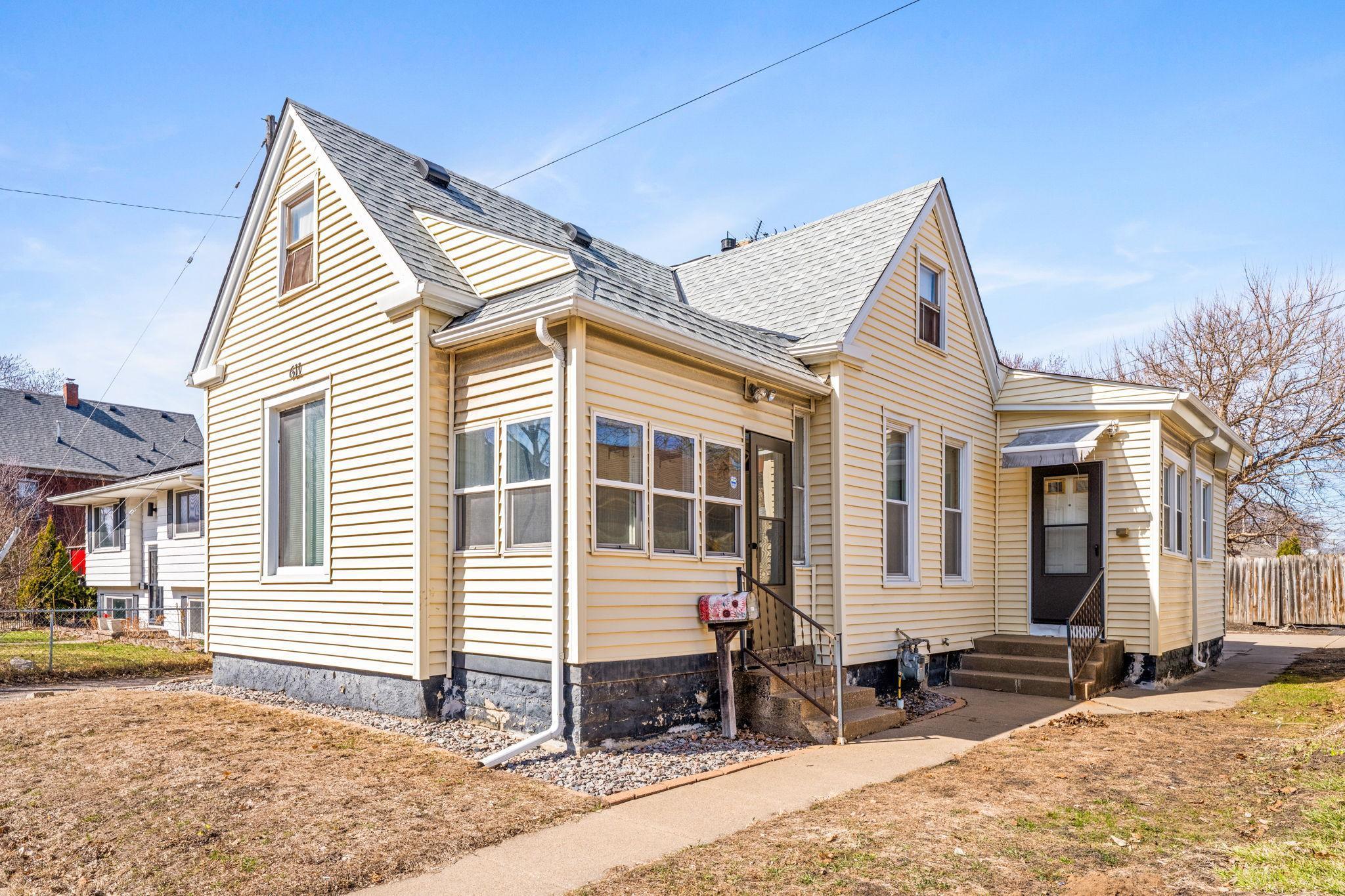 View of Residential at 611 Broadway Street, Minneapolis MN 55413, Minneapolis - Mike Wilen | Minnesota Team Real Estate