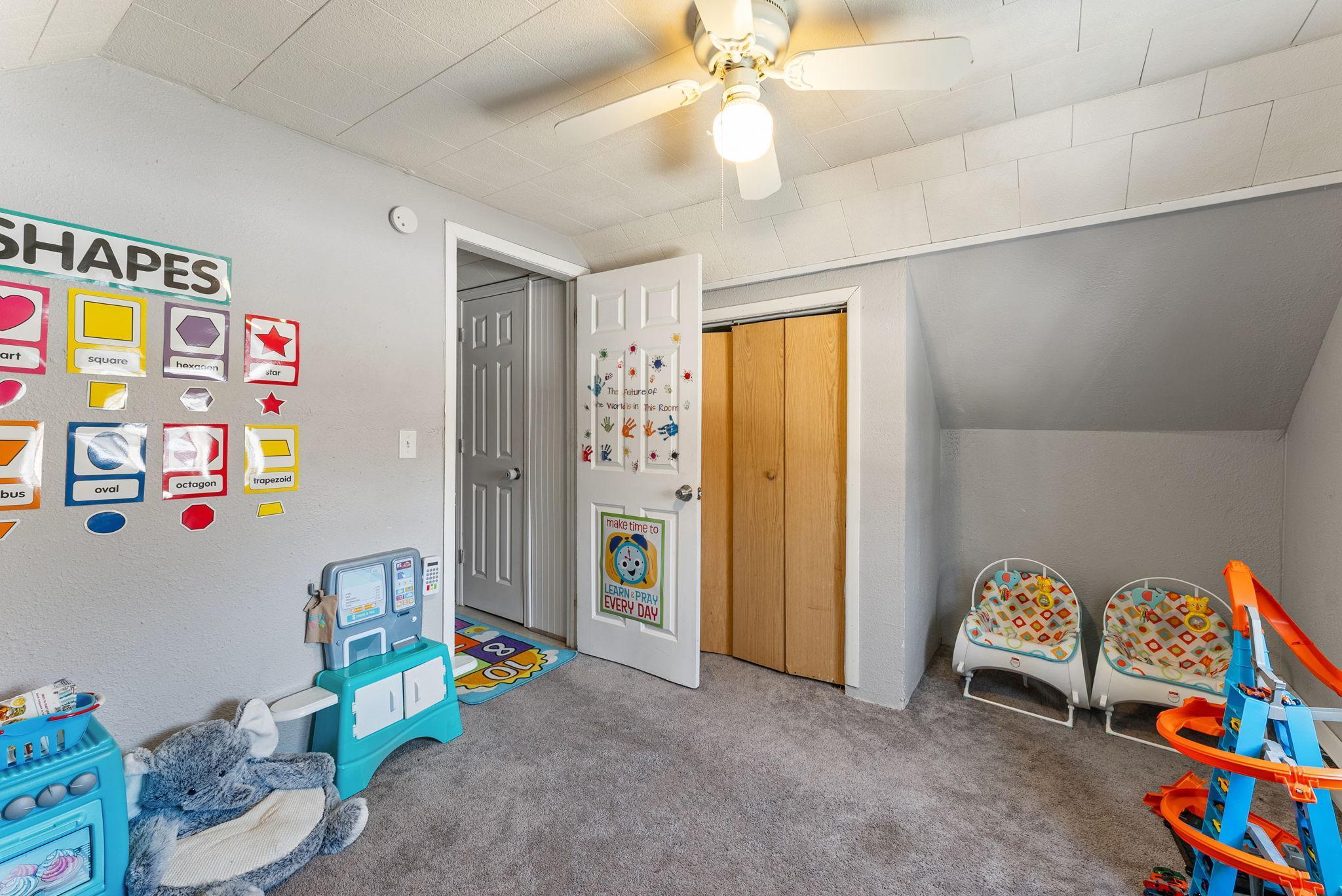 View of Residential at 3315 Newton Avenue, Minneapolis MN 55412, Minneapolis (42 of 55) - Mike Wilen | Minnesota Team Real Estate