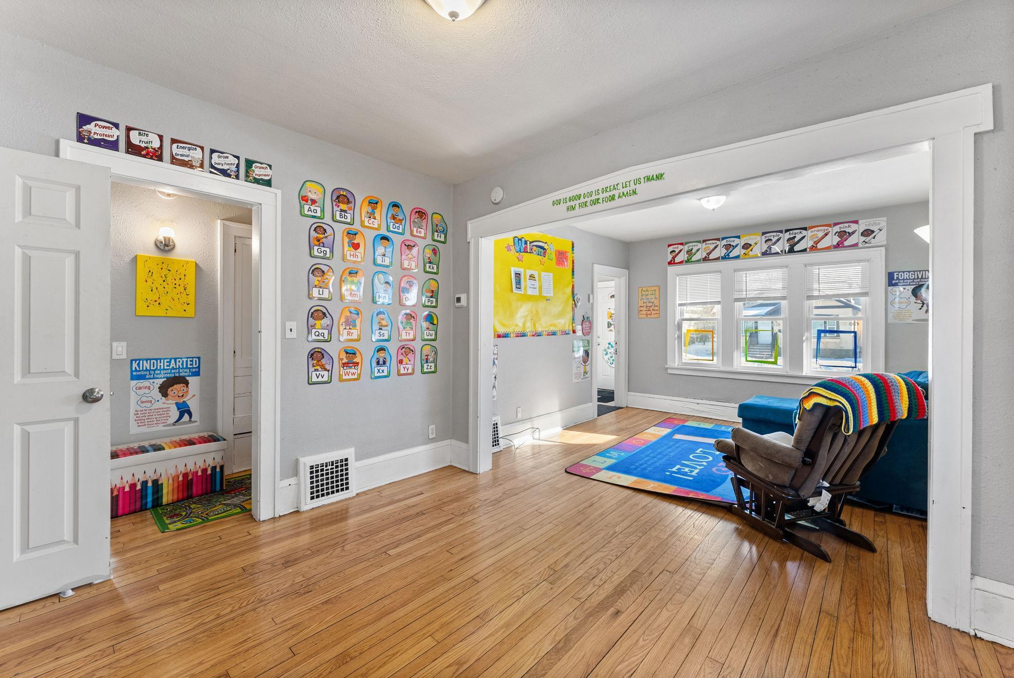 View of Residential at 3315 Newton Avenue, Minneapolis MN 55412, Minneapolis (22 of 55) - Mike Wilen | Minnesota Team Real Estate