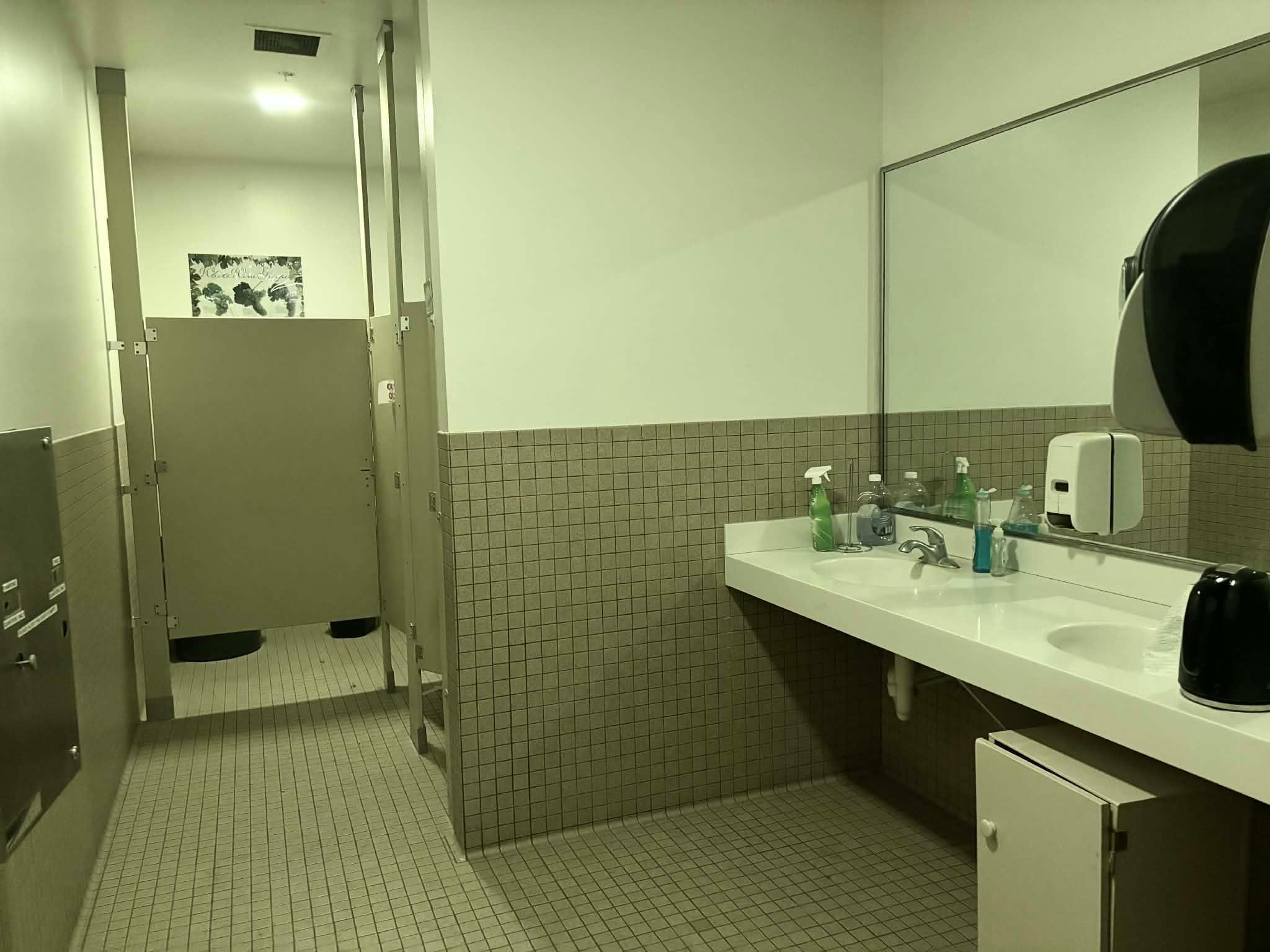 View of Commercial Sale at 8472 Tamarack Bay, Woodbury MN 55125, Woodbury (22 of 23) - Mike Wilen | Minnesota Team Real Estate