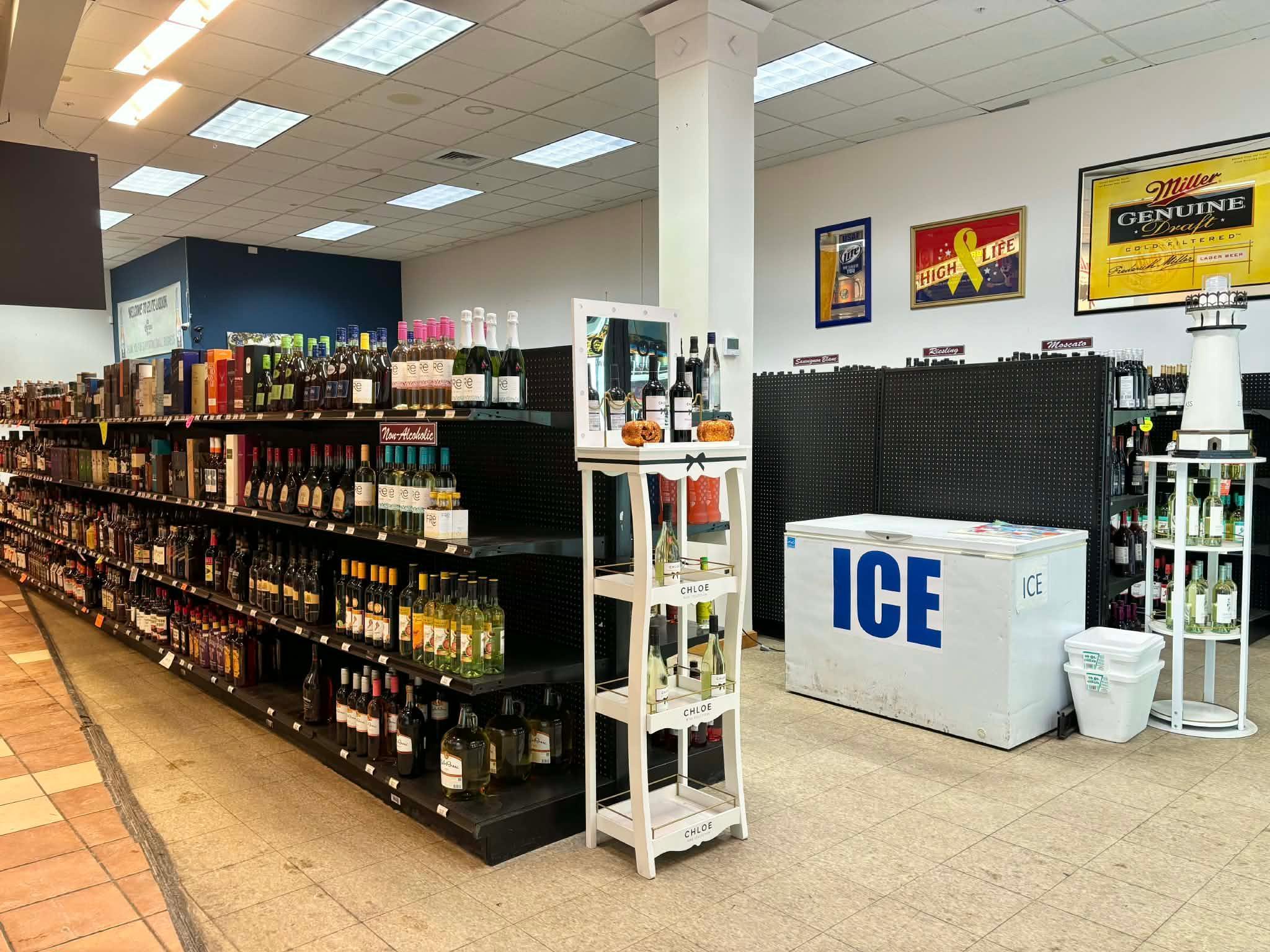View of Commercial Sale at 8472 Tamarack Bay, Woodbury MN 55125, Woodbury (20 of 23) - Mike Wilen | Minnesota Team Real Estate