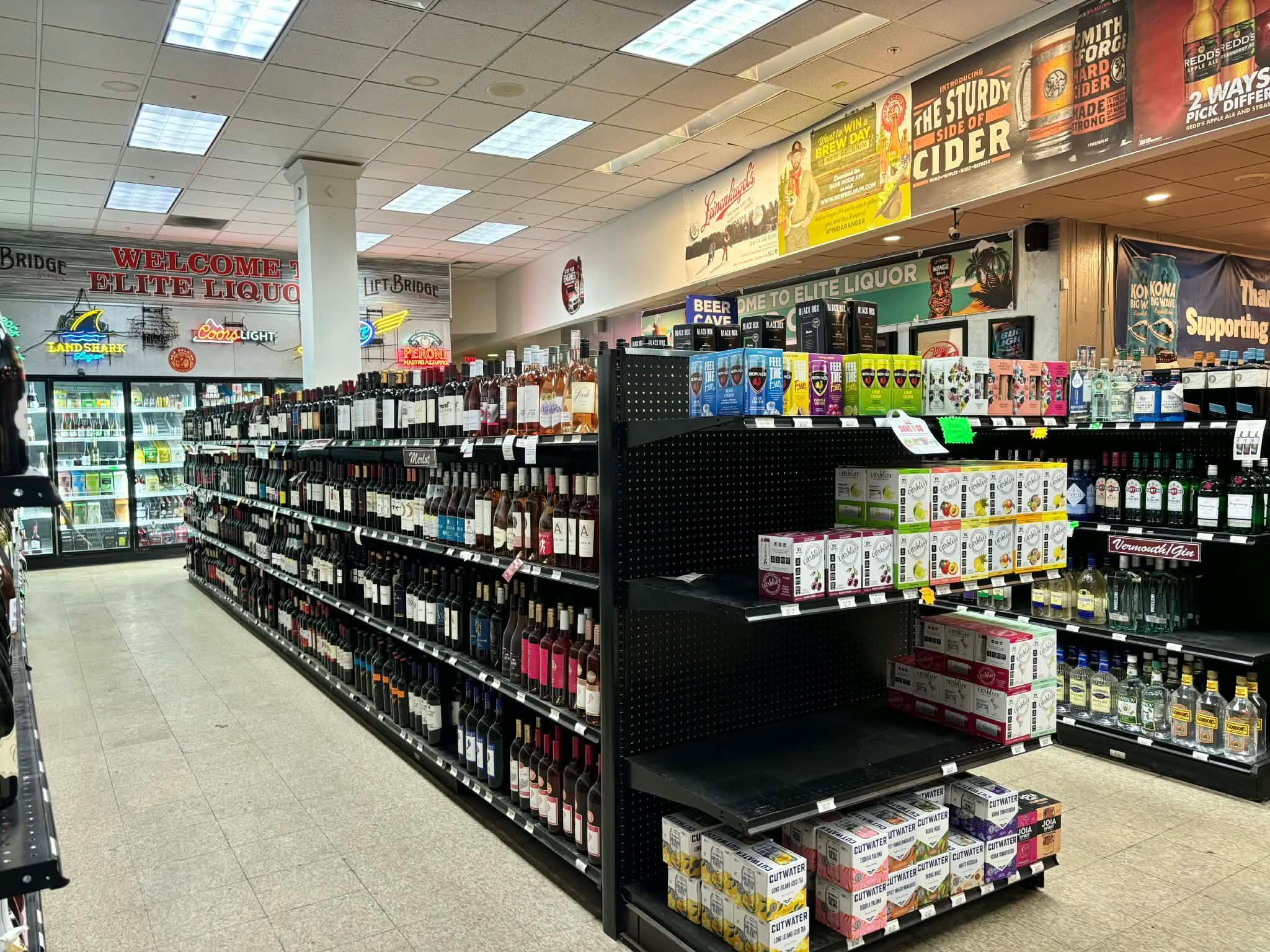 View of Commercial Sale at 8472 Tamarack Bay, Woodbury MN 55125, Woodbury (16 of 23) - Mike Wilen | Minnesota Team Real Estate