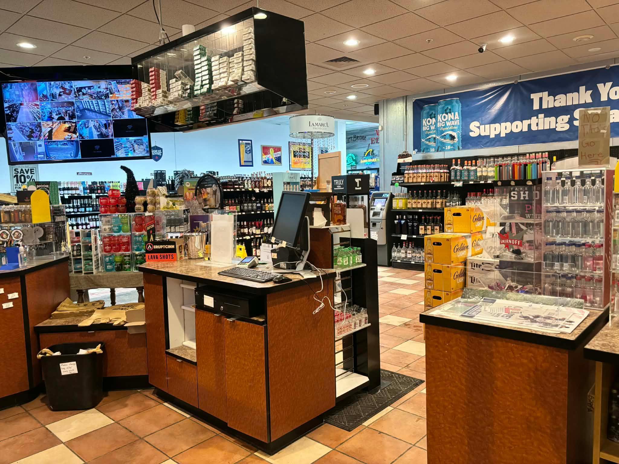 View of Commercial Sale at 8472 Tamarack Bay, Woodbury MN 55125, Woodbury (10 of 23) - Mike Wilen | Minnesota Team Real Estate