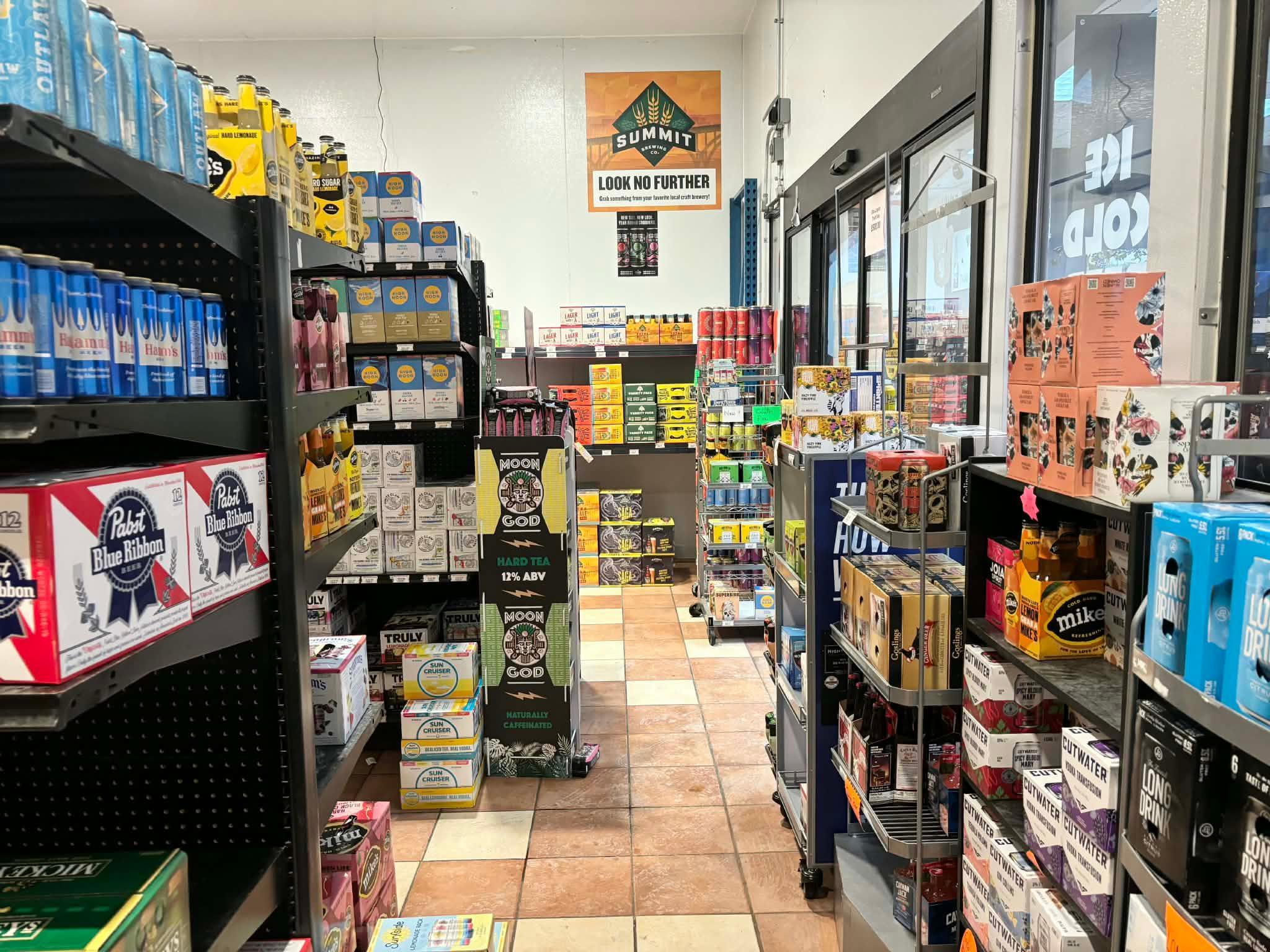 View of Commercial Sale at 8472 Tamarack Bay, Woodbury MN 55125, Woodbury (6 of 23) - Mike Wilen | Minnesota Team Real Estate