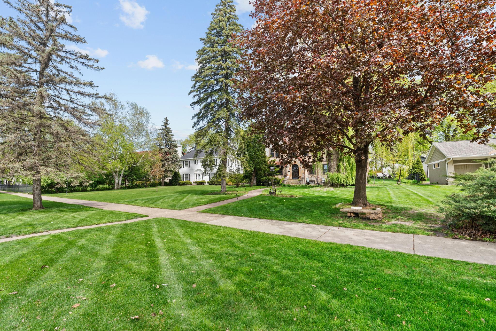 View of Residential at 504 Mississippi River Boulevard, Saint Paul MN 55116, Saint Paul (5 of 88) - Mike Wilen | Minnesota Team Real Estate