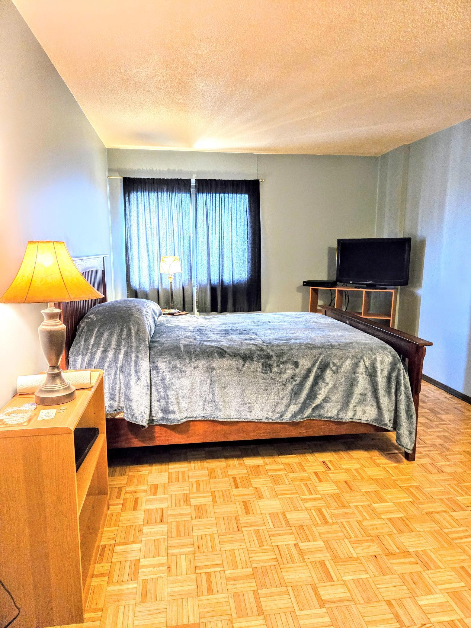 View of Residential at 410 Groveland Avenue #1704, Minneapolis MN 55403, Minneapolis (15 of 37) - Mike Wilen | Minnesota Team Real Estate