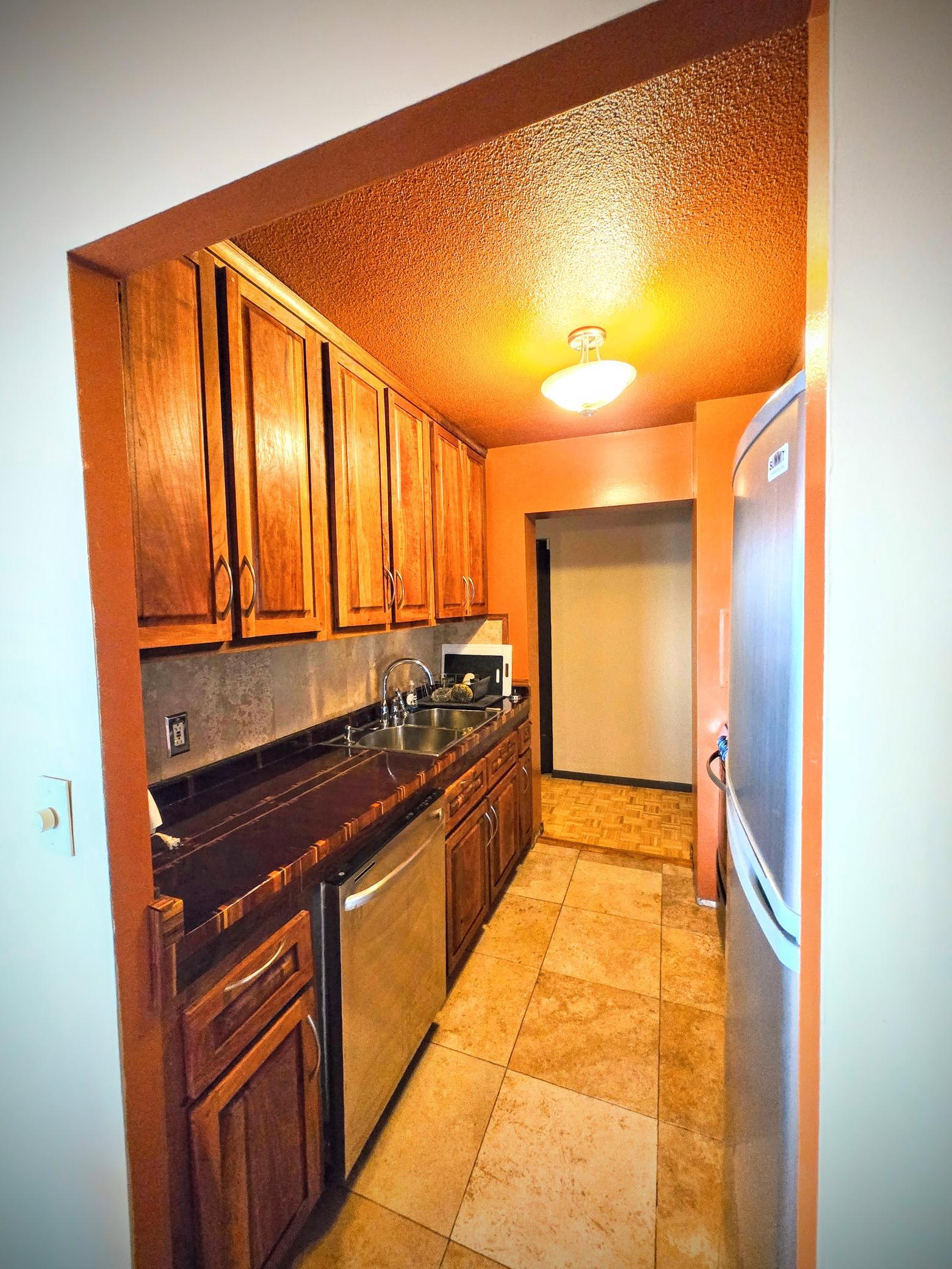 View of Residential at 410 Groveland Avenue #1704, Minneapolis MN 55403, Minneapolis (5 of 37) - Mike Wilen | Minnesota Team Real Estate