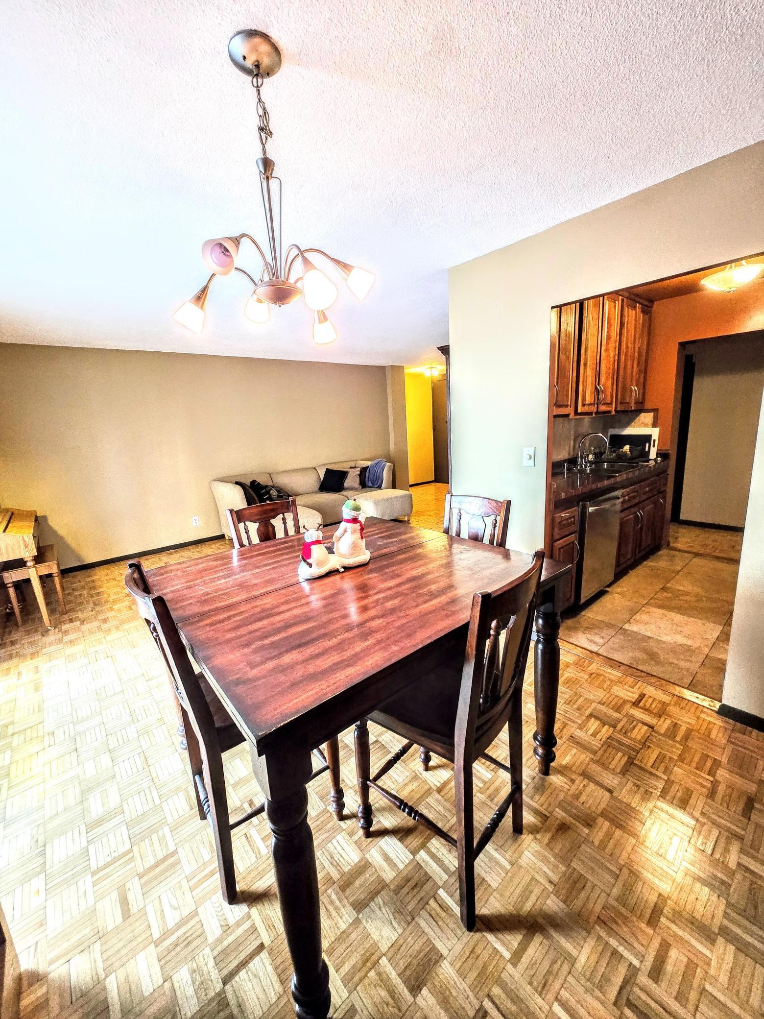 View of Residential at 410 Groveland Avenue #1704, Minneapolis MN 55403, Minneapolis (9 of 37) - Mike Wilen | Minnesota Team Real Estate