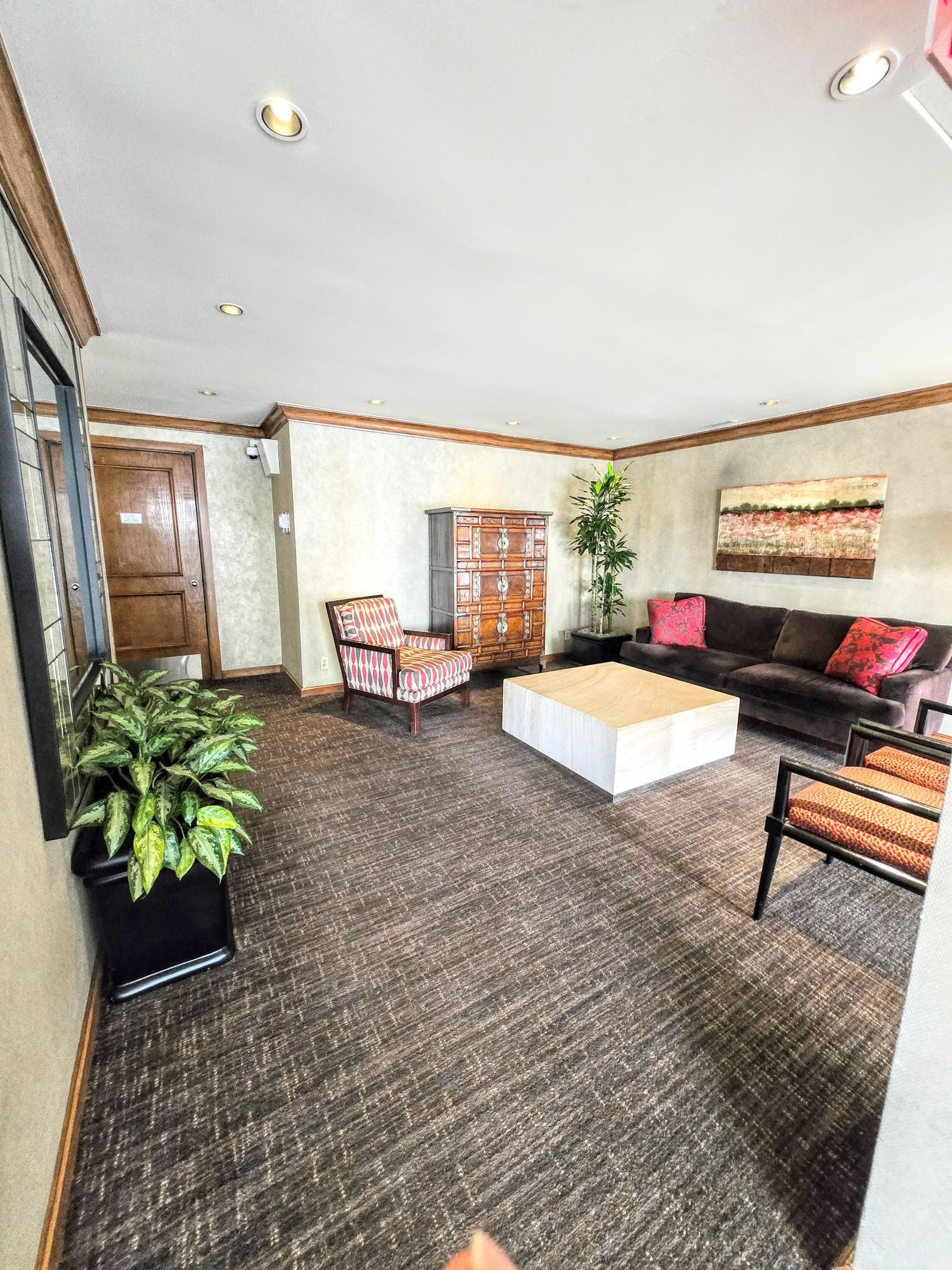 View of Residential at 410 Groveland Avenue #1704, Minneapolis MN 55403, Minneapolis (26 of 37) - Mike Wilen | Minnesota Team Real Estate