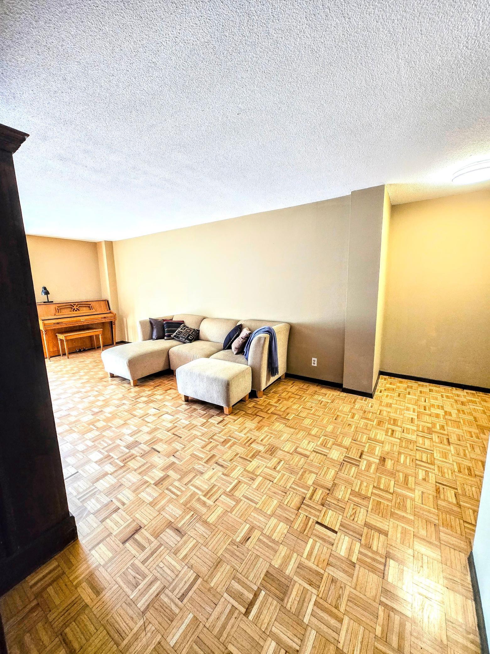 View of Residential at 410 Groveland Avenue #1704, Minneapolis MN 55403, Minneapolis (13 of 37) - Mike Wilen | Minnesota Team Real Estate