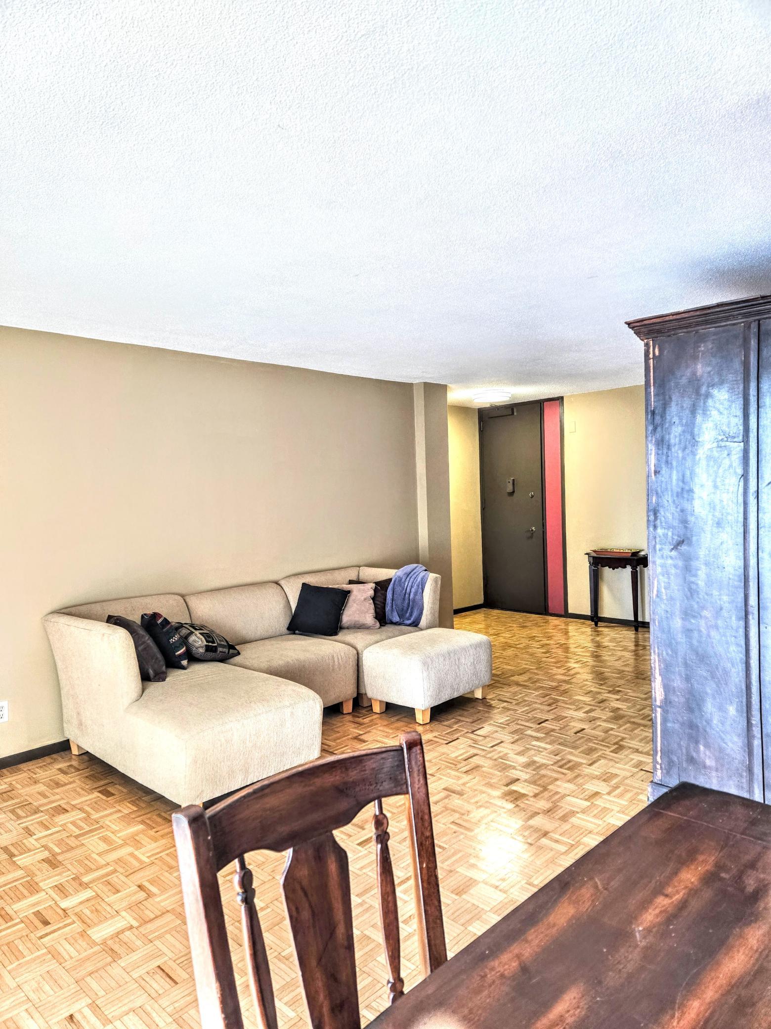 View of Residential at 410 Groveland Avenue #1704, Minneapolis MN 55403, Minneapolis (12 of 37) - Mike Wilen | Minnesota Team Real Estate