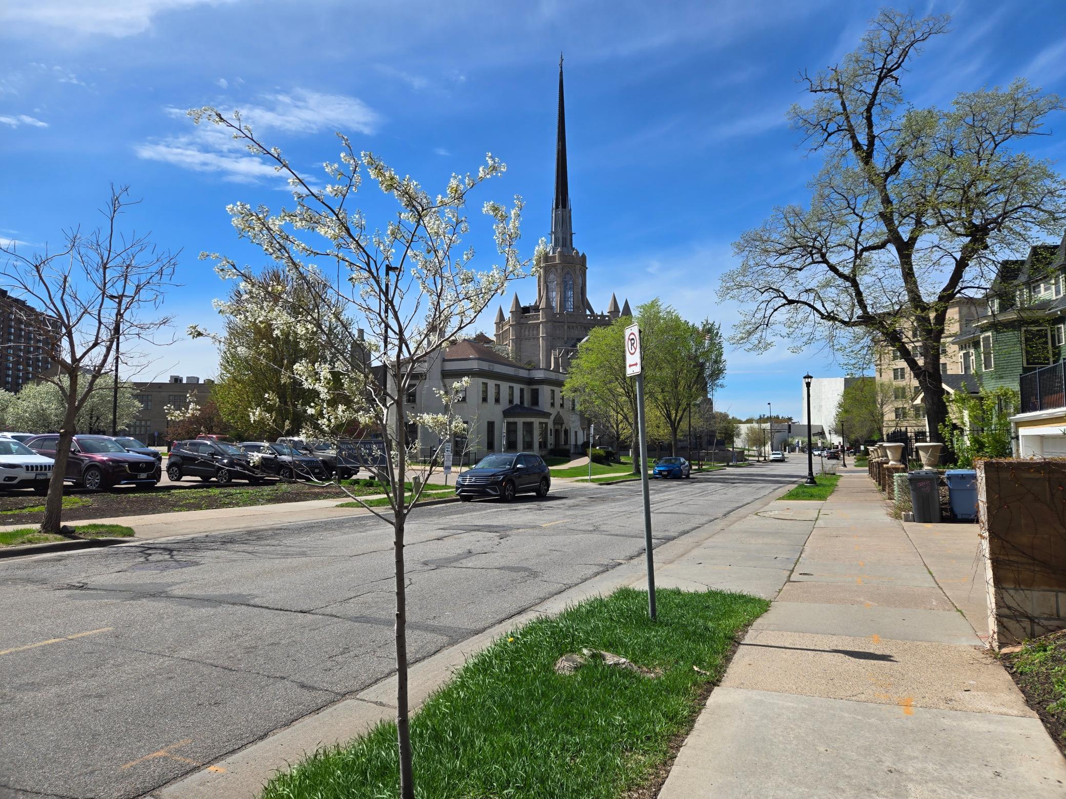 View of Residential at 410 Groveland Avenue #1704, Minneapolis MN 55403, Minneapolis (36 of 37) - Mike Wilen | Minnesota Team Real Estate