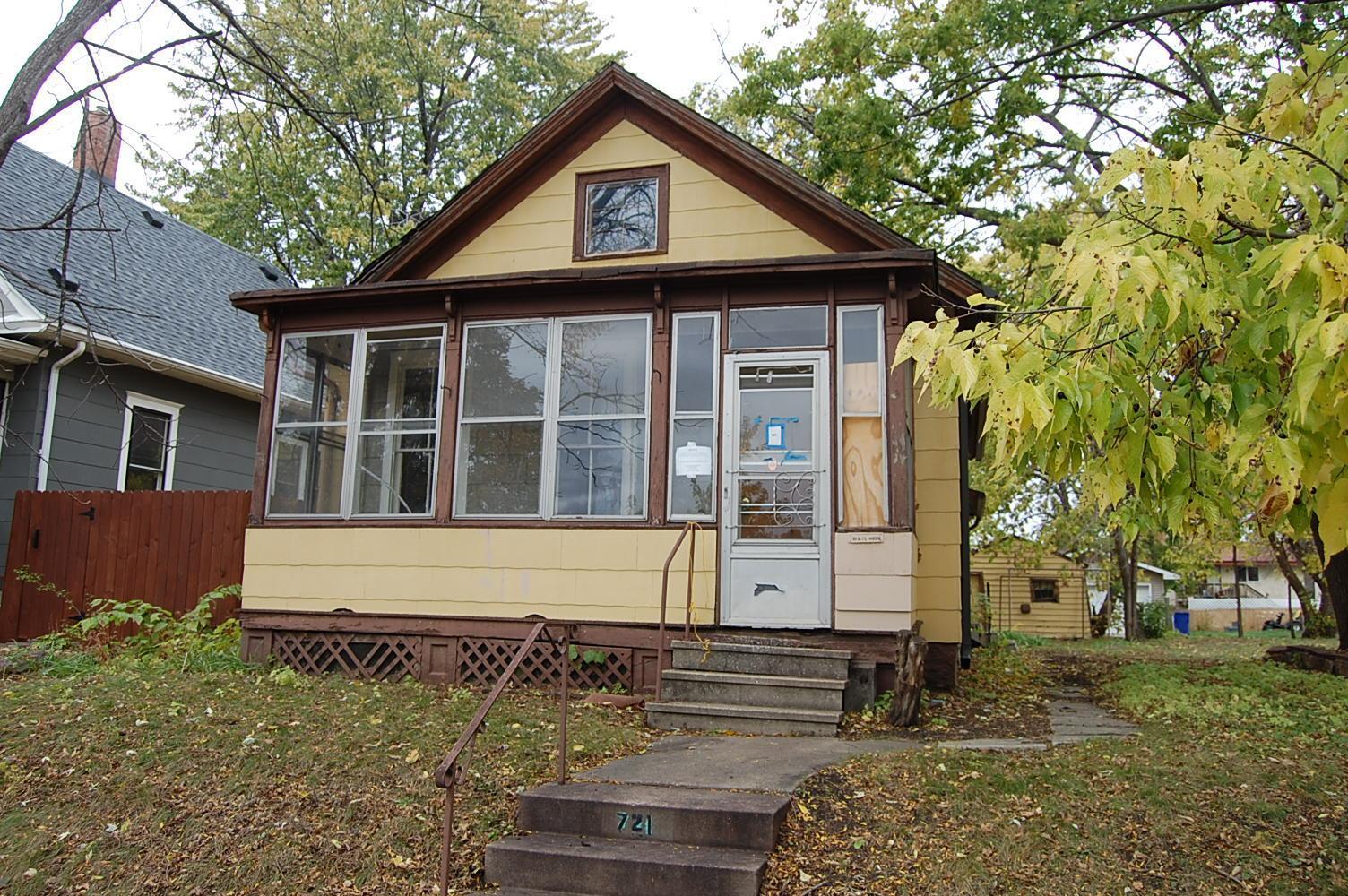 View of Residential at 721 Tuscarora Avenue, Saint Paul MN 55102, Saint Paul - Mike Wilen | Minnesota Team Real Estate