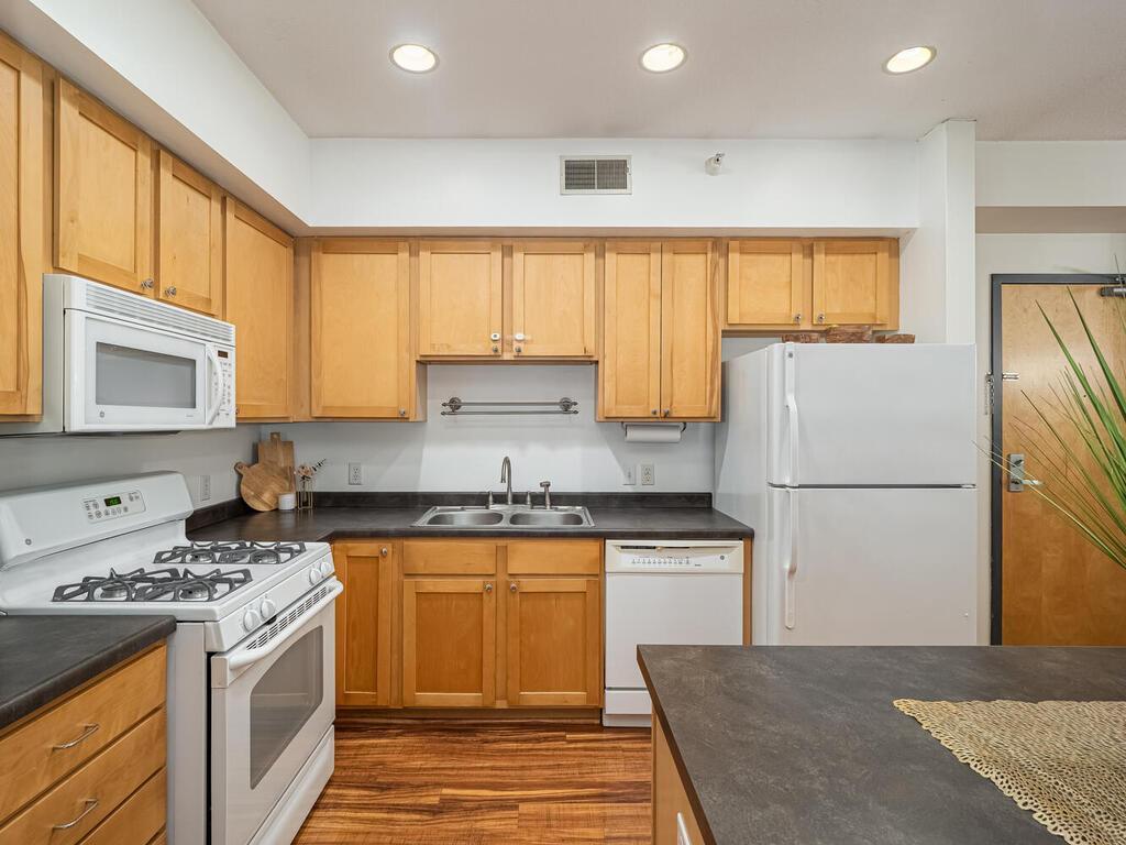 View of Residential at 2900 11th Avenue #413, Minneapolis MN 55407, Minneapolis (7 of 23) - Mike Wilen | Minnesota Team Real Estate