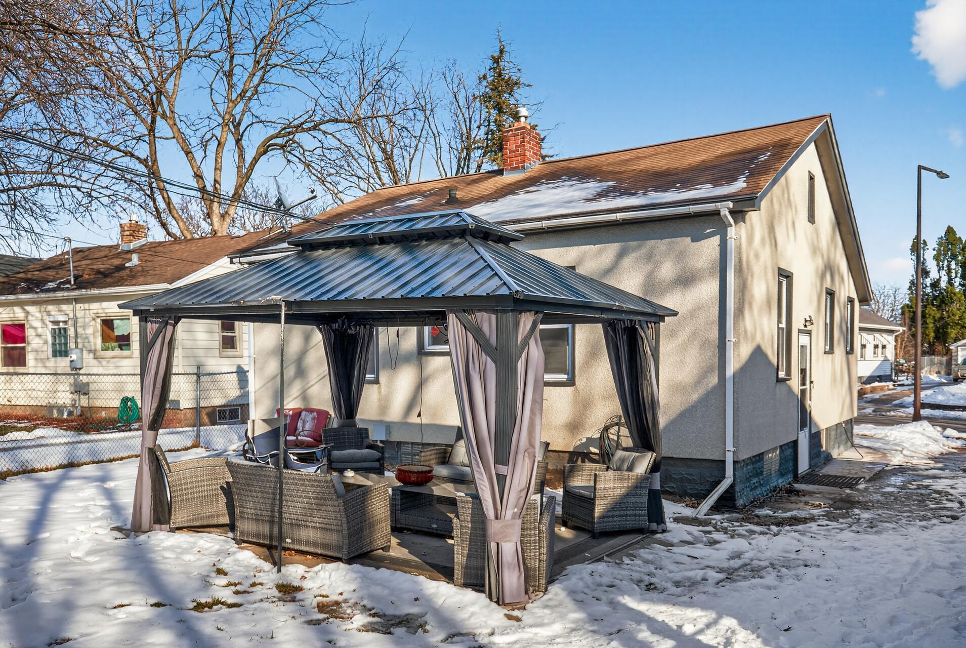 View of Residential at 2069 Manitou Avenue, Saint Paul MN 55119, Saint Paul (28 of 30) - Mike Wilen | Minnesota Team Real Estate