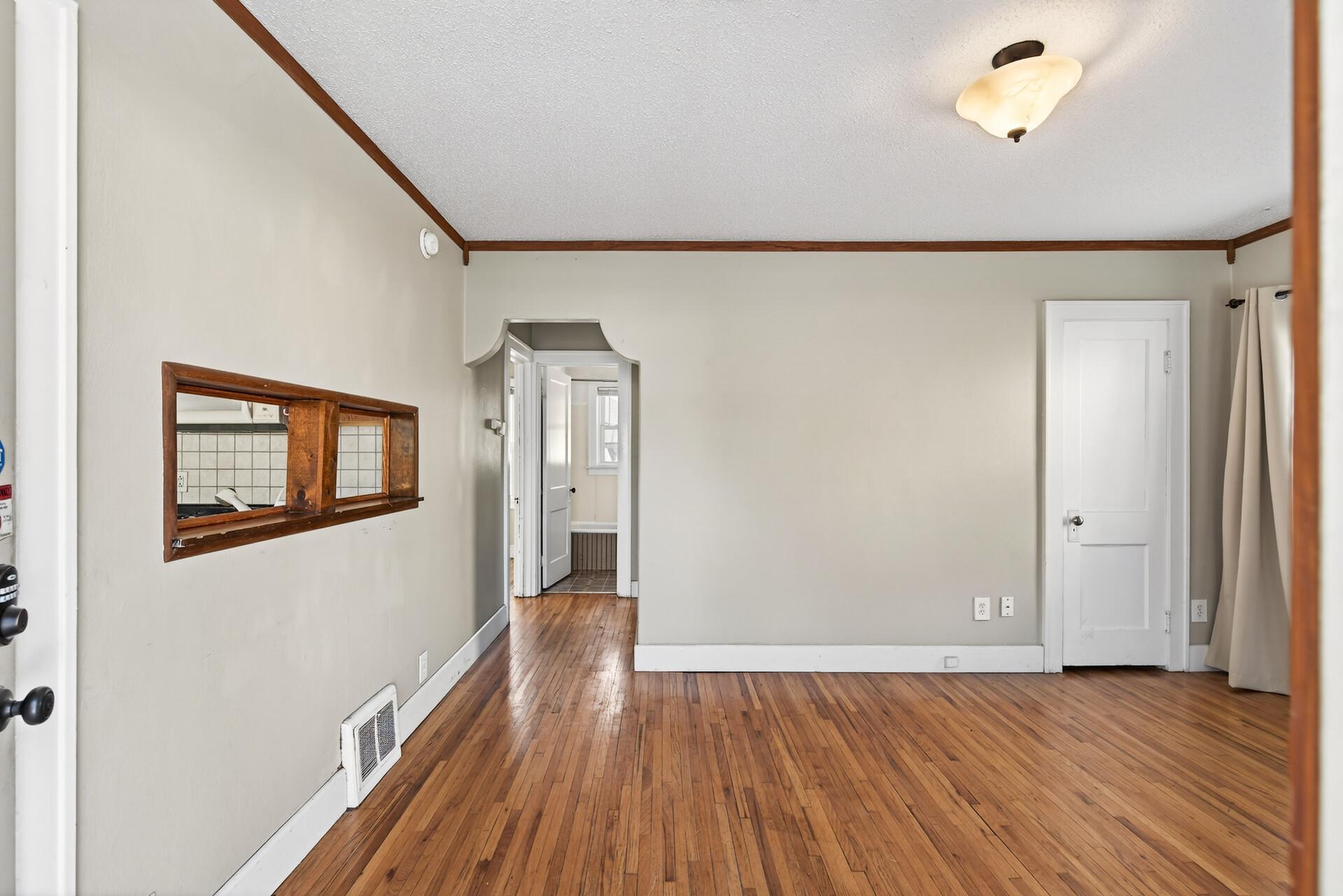 View of Residential at 2069 Manitou Avenue, Saint Paul MN 55119, Saint Paul (3 of 30) - Mike Wilen | Minnesota Team Real Estate