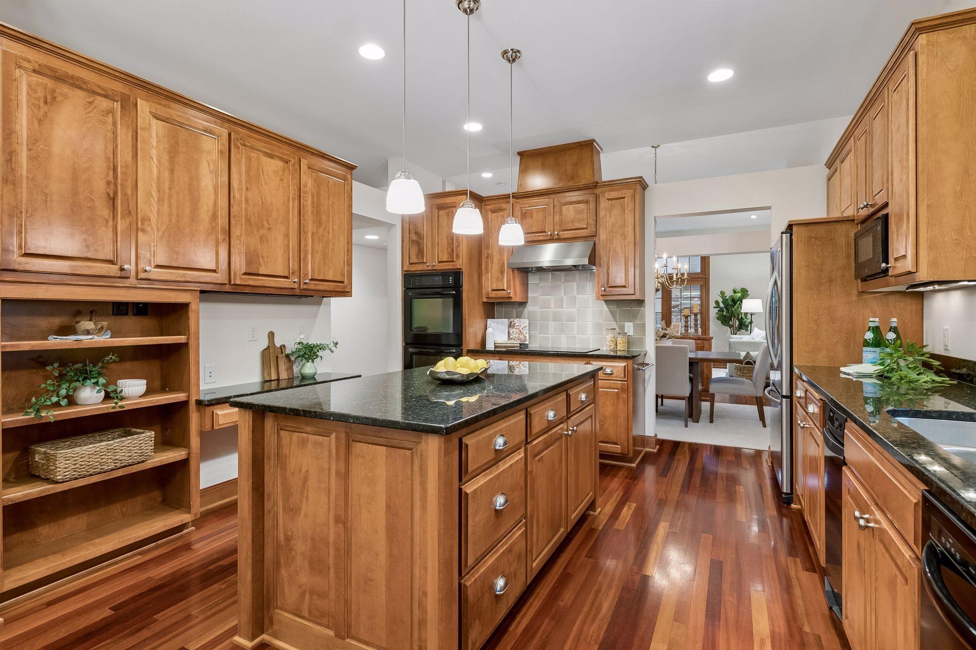 View of Residential at 4010 Sunnyside Road, Edina MN 55424, Edina (6 of 43) - Mike Wilen | Minnesota Team Real Estate