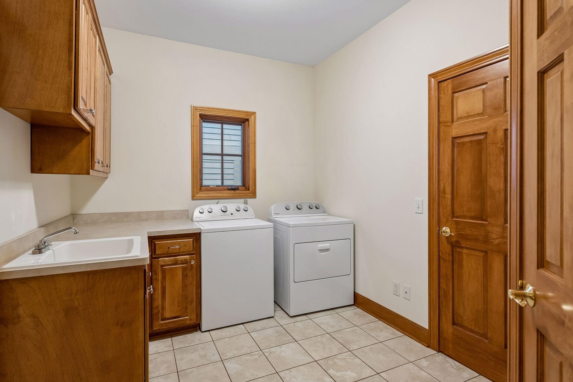 View of Residential at 4010 Sunnyside Road, Edina MN 55424, Edina (27 of 43) - Mike Wilen | Minnesota Team Real Estate