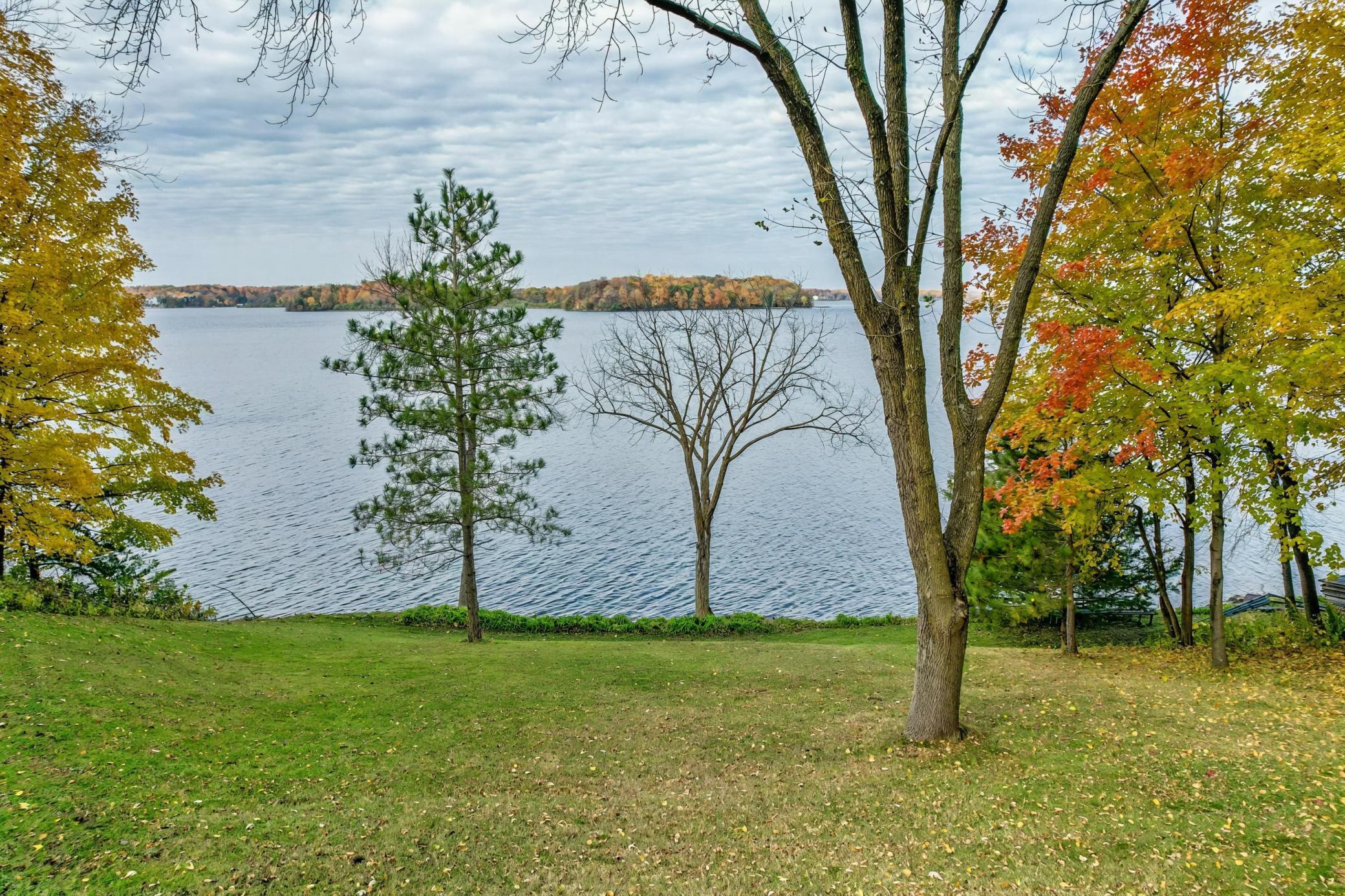 View of Residential at 28100 Woodside Road, Excelsior MN 55331, Excelsior (13 of 17) - Mike Wilen | Minnesota Team Real Estate