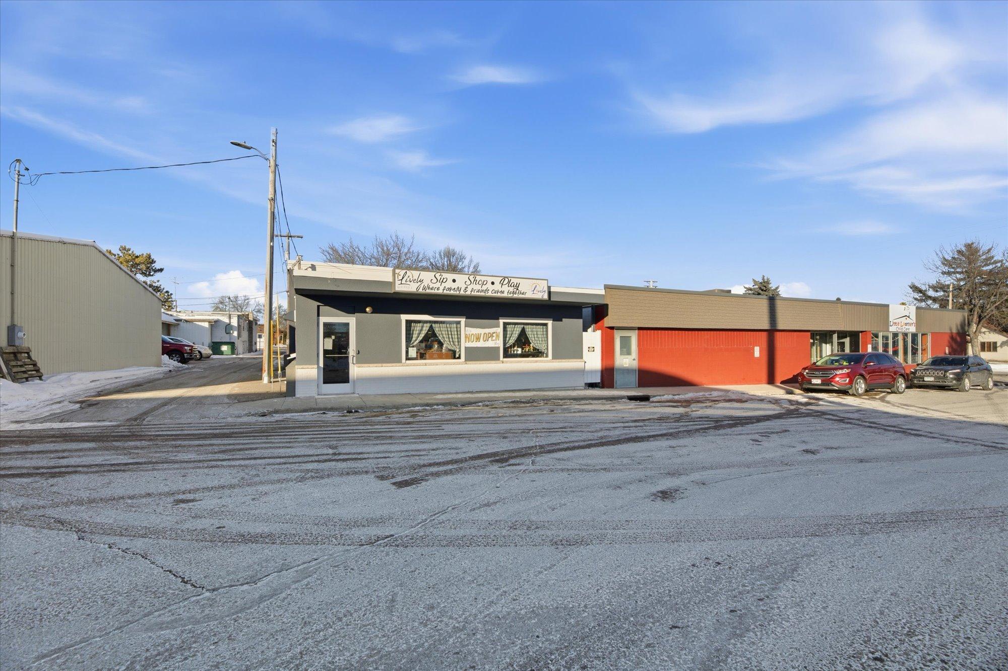 View of Commercial Sale at 30 Chestnut Street, Annandale MN 55302, Annandale (2 of 27) - Mike Wilen | Minnesota Team Real Estate