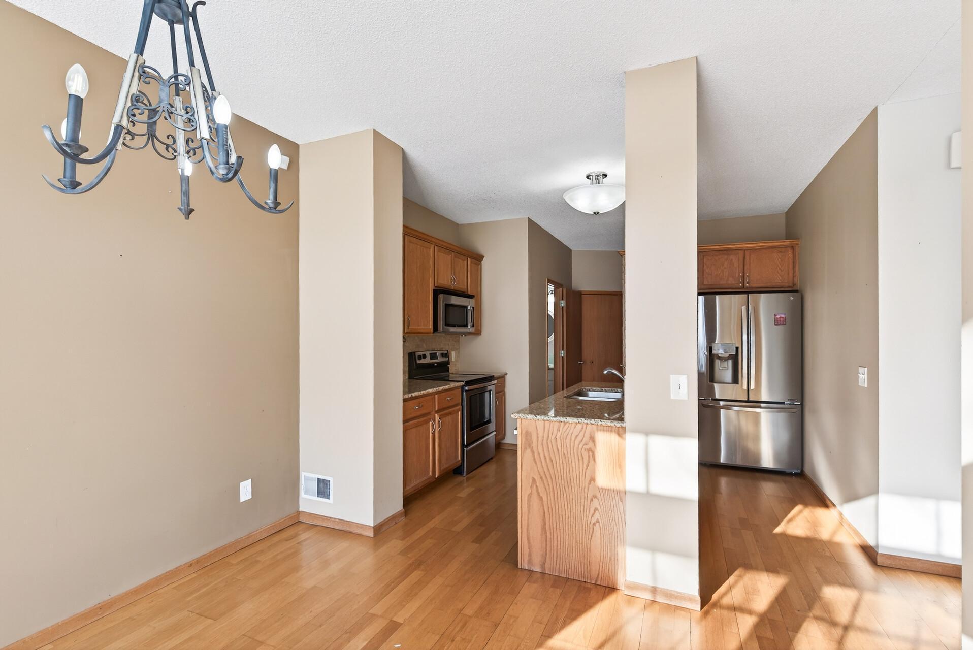 View of Residential at 15522 Garnet Way #102, Apple Valley MN 55124, Apple Valley (9 of 27) - Mike Wilen | Minnesota Team Real Estate