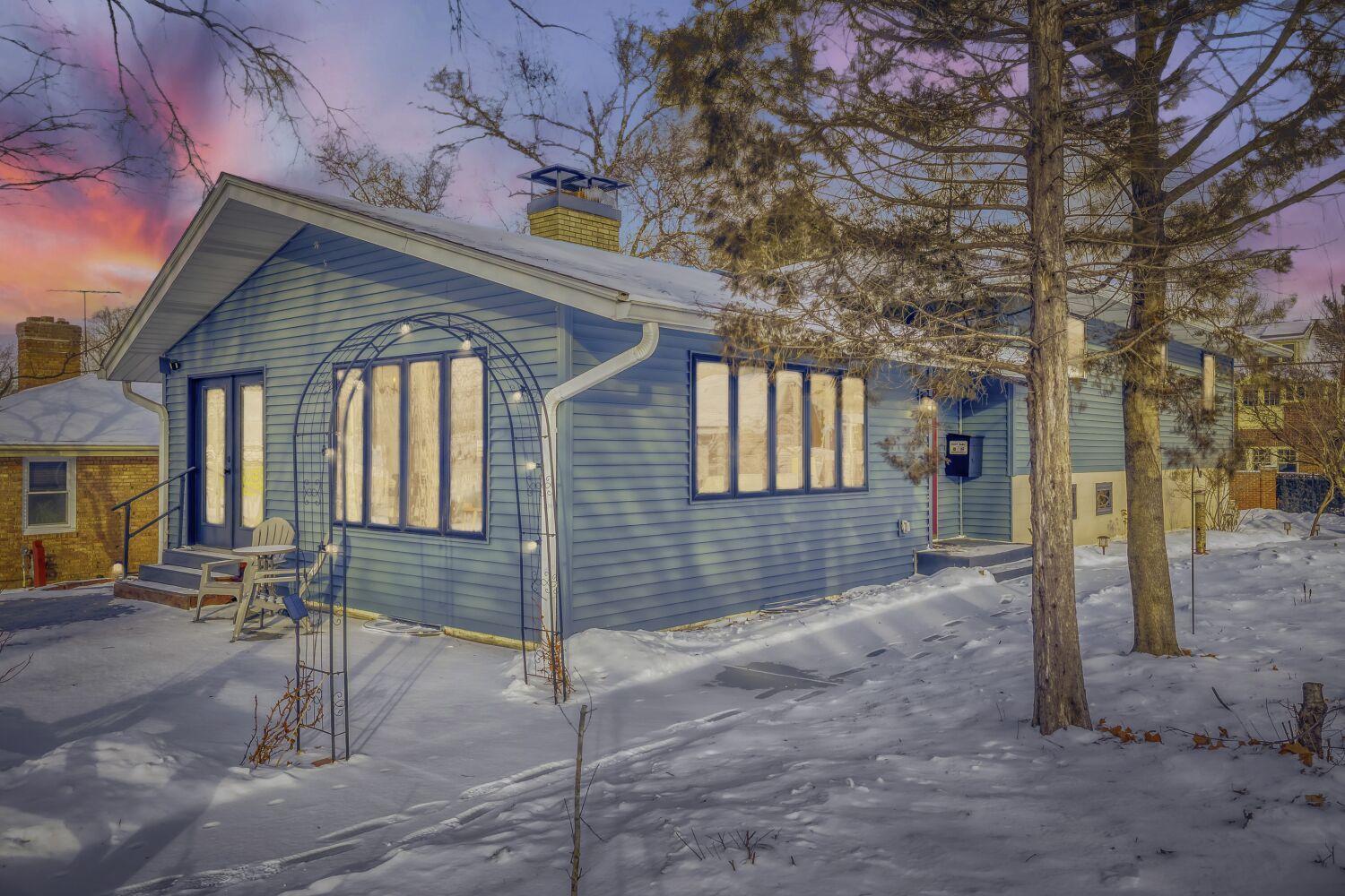 View of Residential at 1747 Ford Parkway, Saint Paul MN 55116, Saint Paul - Mike Wilen | Minnesota Team Real Estate
