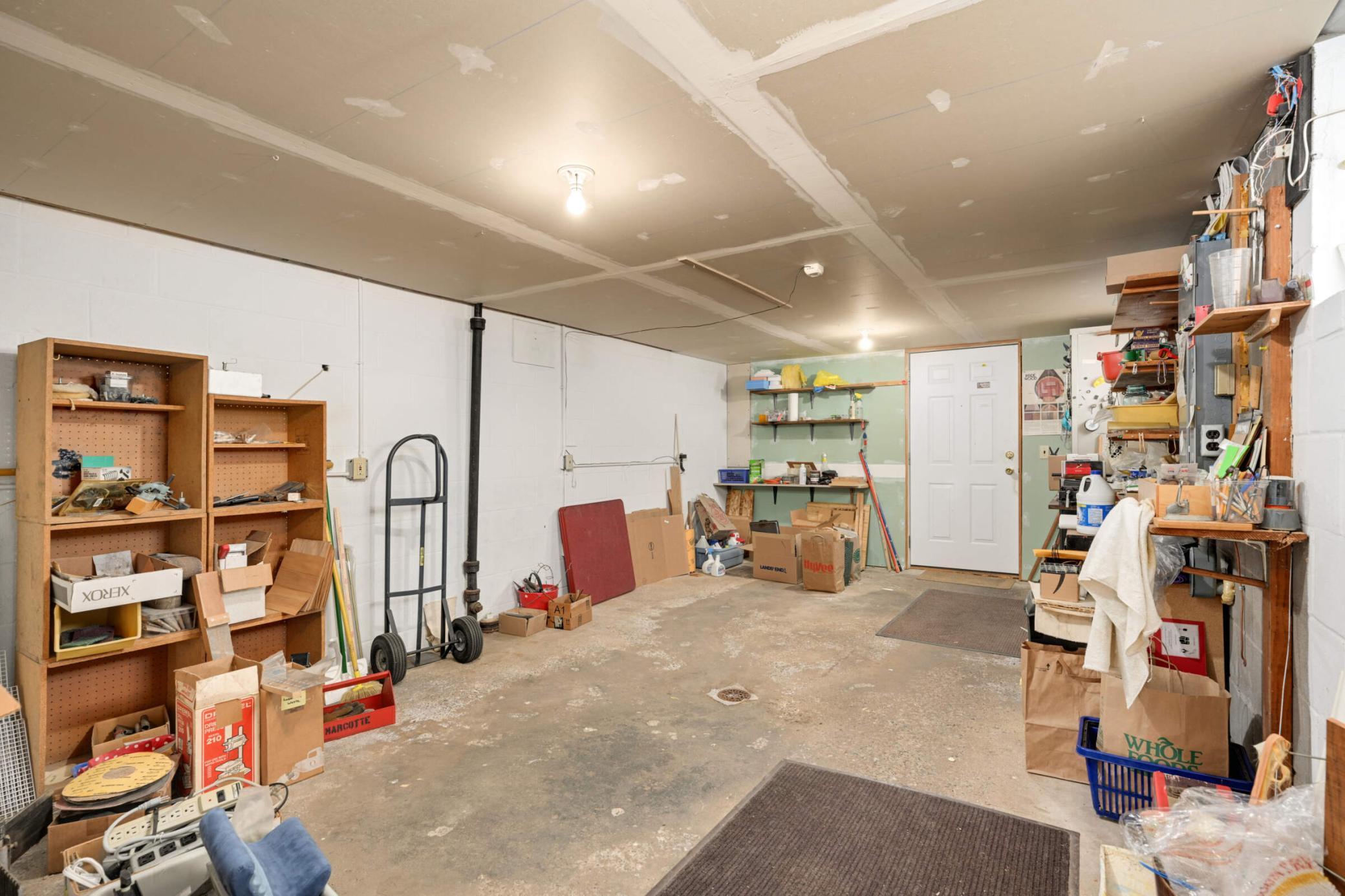 View of Residential at 576 Lexington Parkway, Saint Paul MN 55116, Saint Paul (24 of 34) - Mike Wilen | Minnesota Team Real Estate