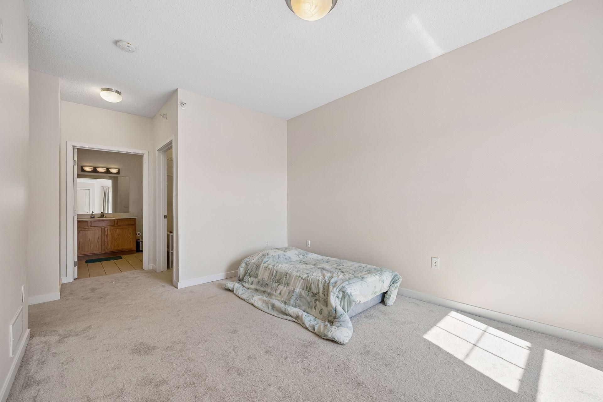 View of Residential at 619 8th Street #409, Minneapolis MN 55414, Minneapolis (15 of 35) - Mike Wilen | Minnesota Team Real Estate